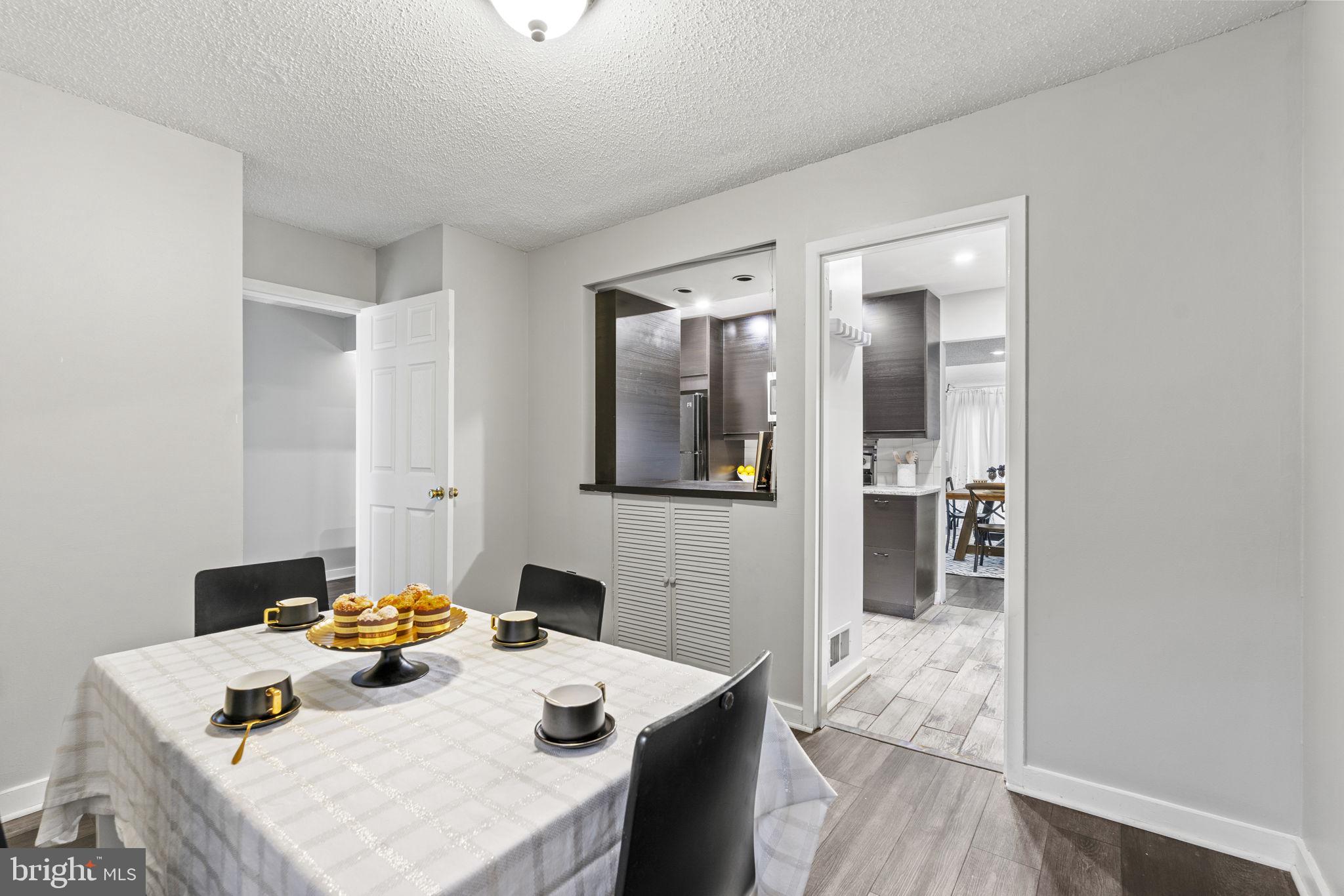 COLD SPRING NEWTOWN - Residential