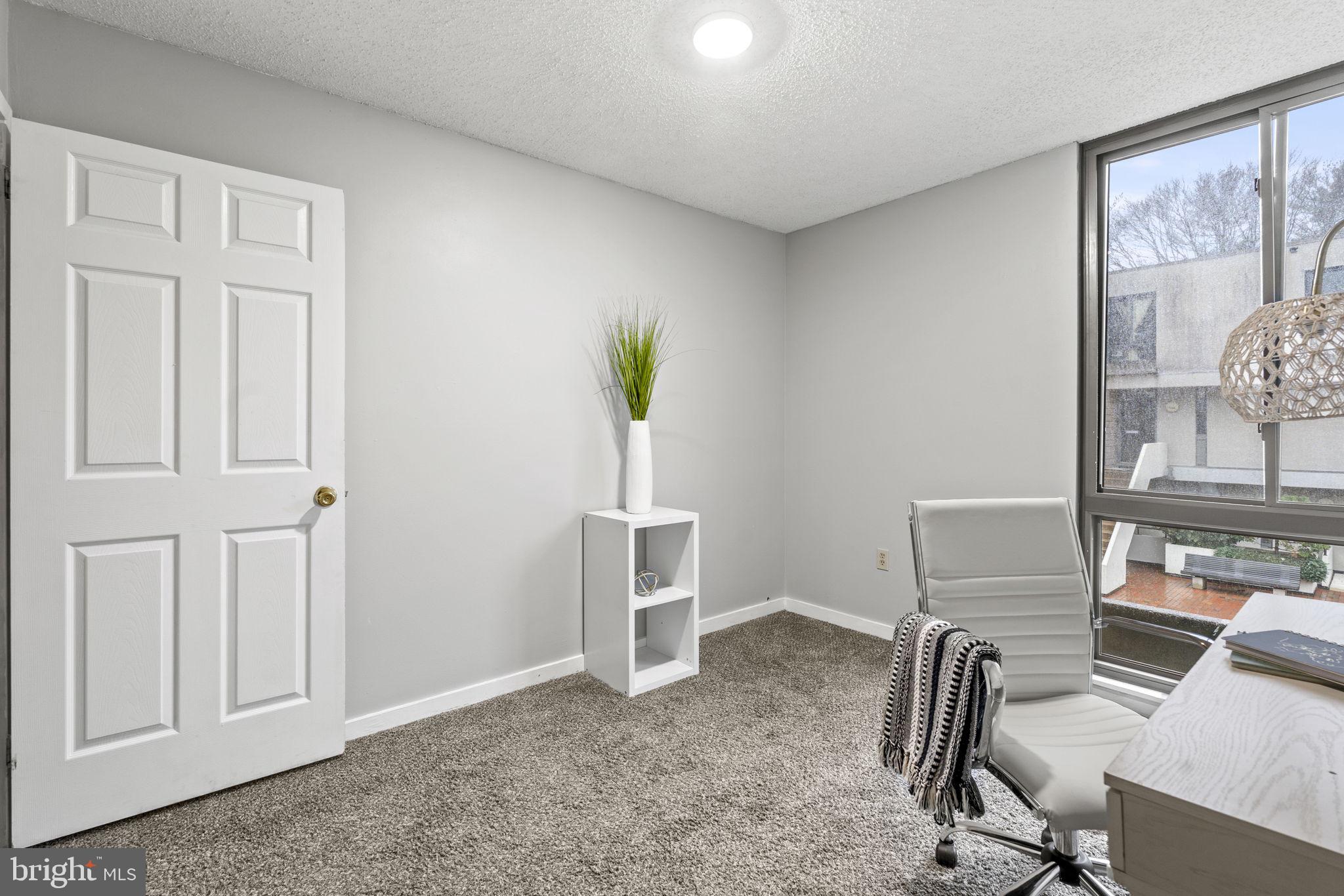 COLD SPRING NEWTOWN - Residential