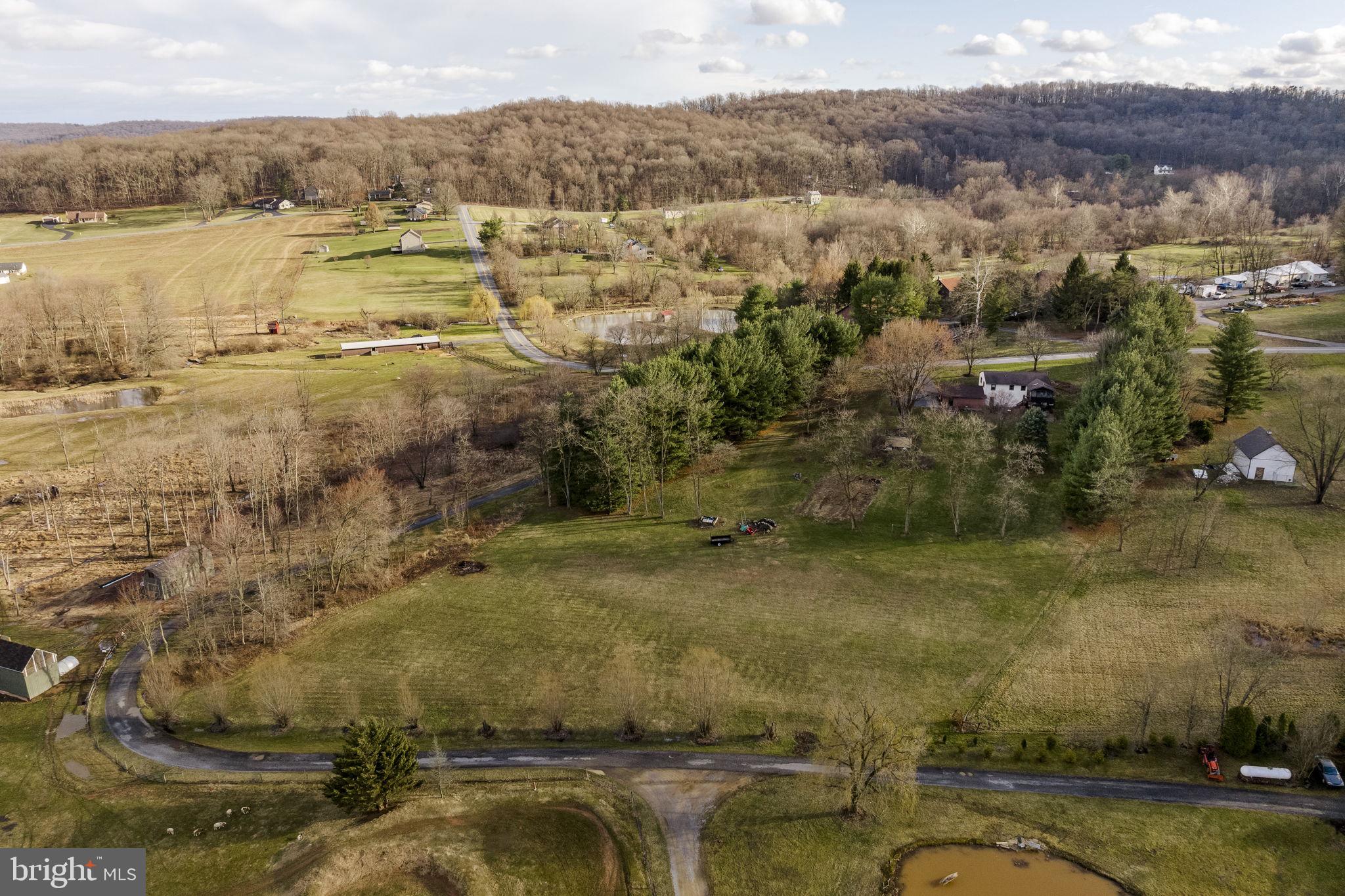 156 HORSE HAPPY ROAD