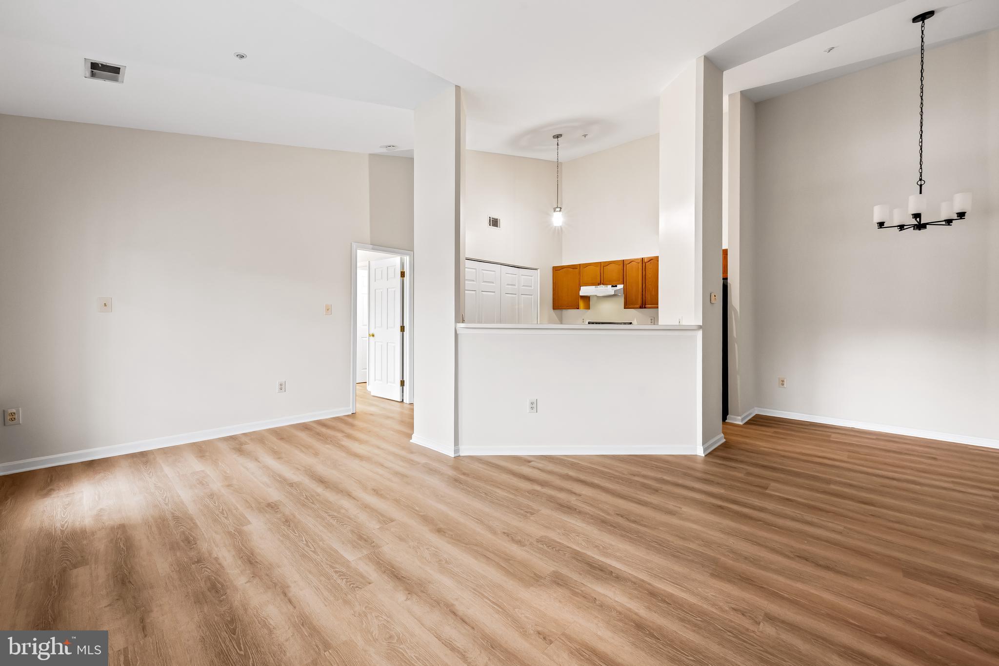 WATERSIDE - Residential