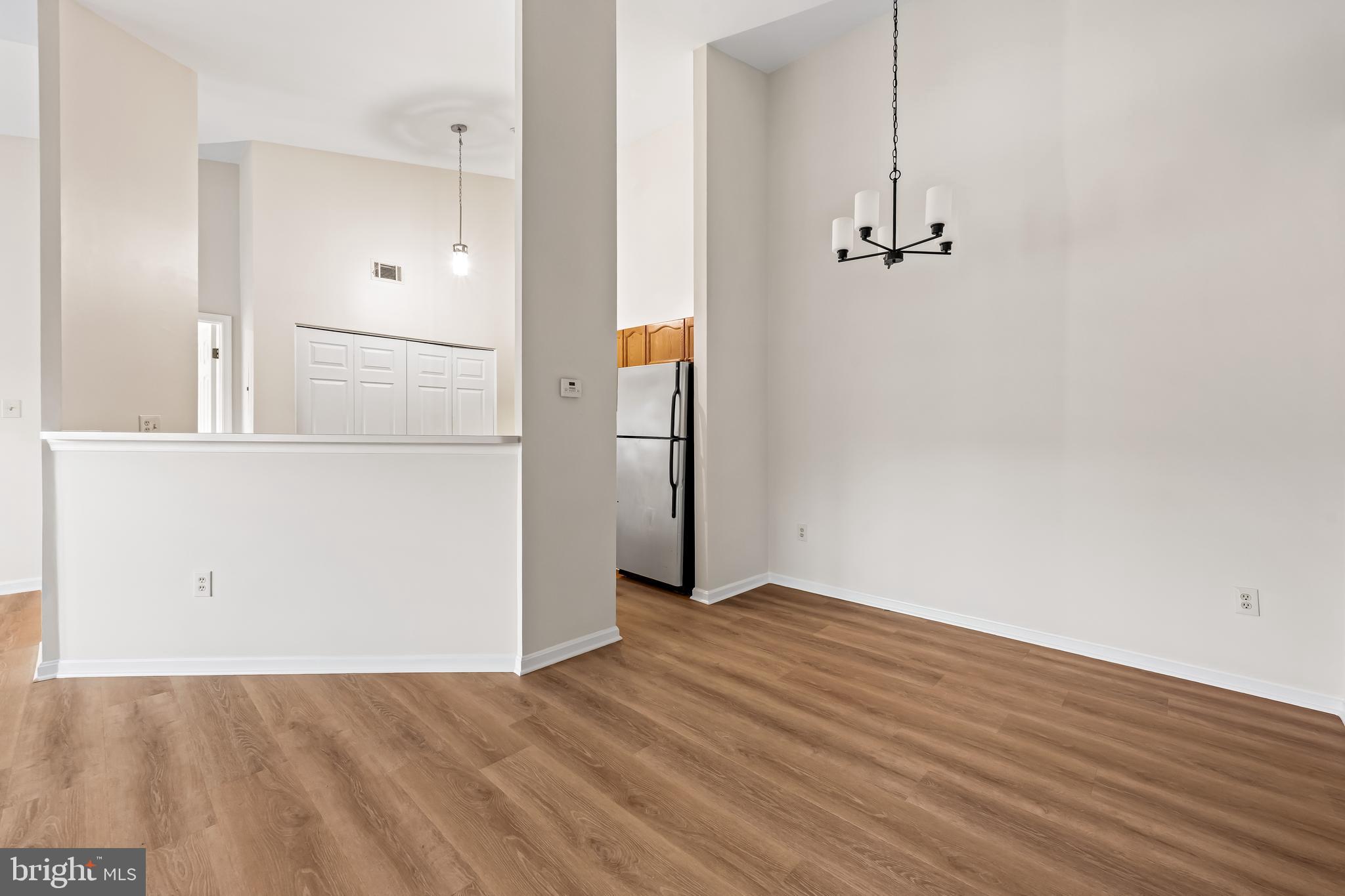 WATERSIDE - Residential