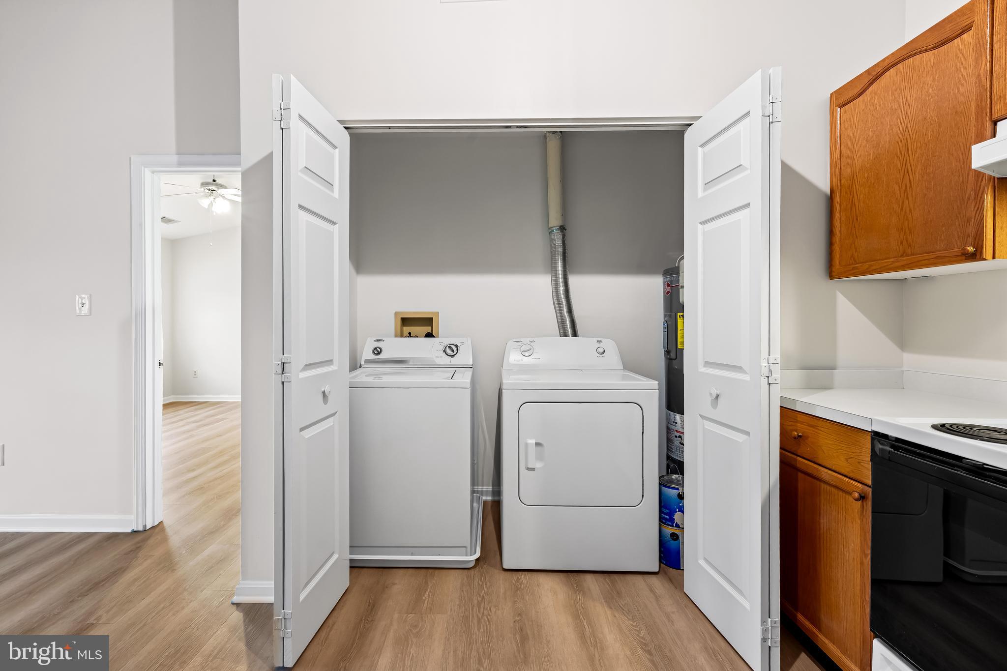 WATERSIDE - Residential