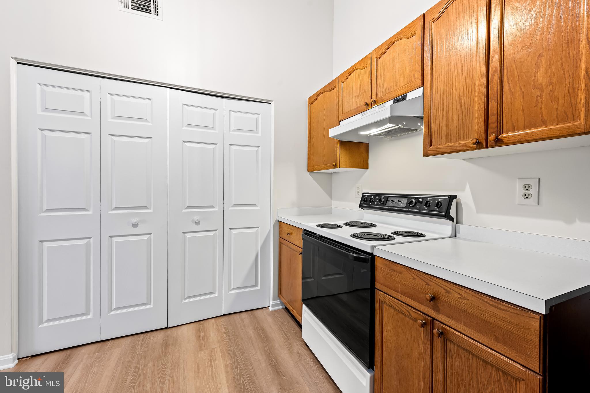 WATERSIDE - Residential