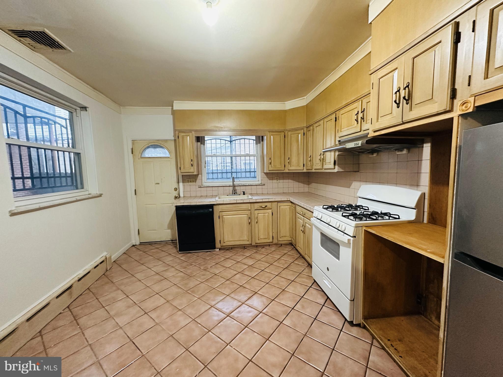 PHILADELPHIA (SOUTH) - Residential