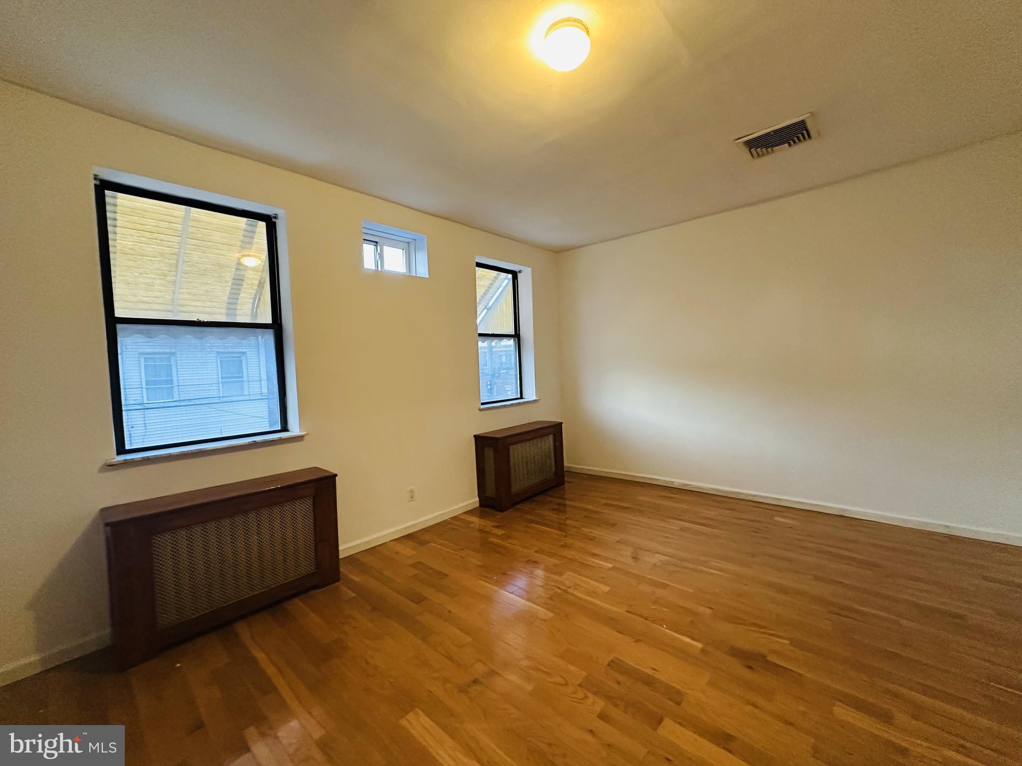 PHILADELPHIA (SOUTH) - Residential