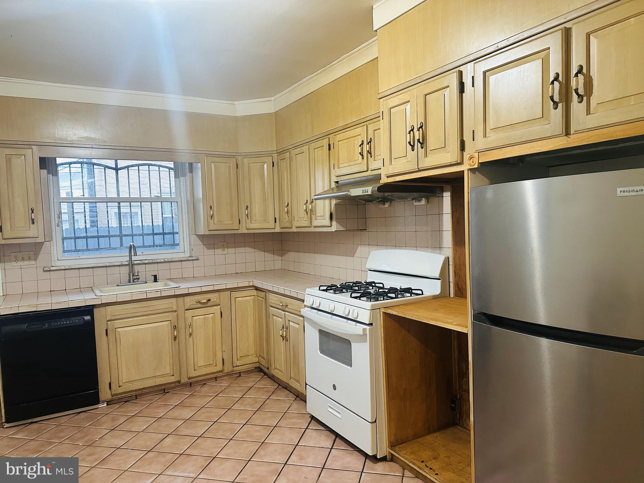 PHILADELPHIA (SOUTH) - Residential