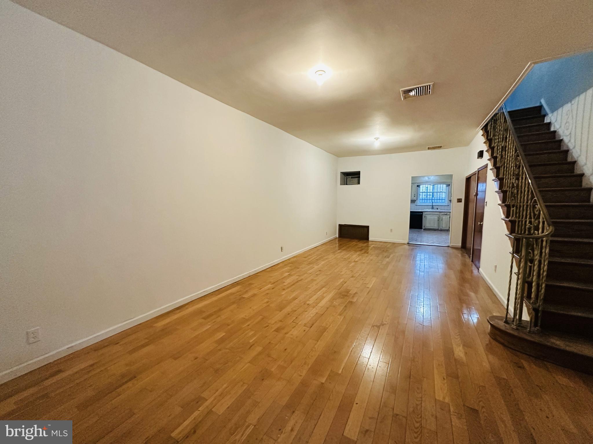 PHILADELPHIA (SOUTH) - Residential