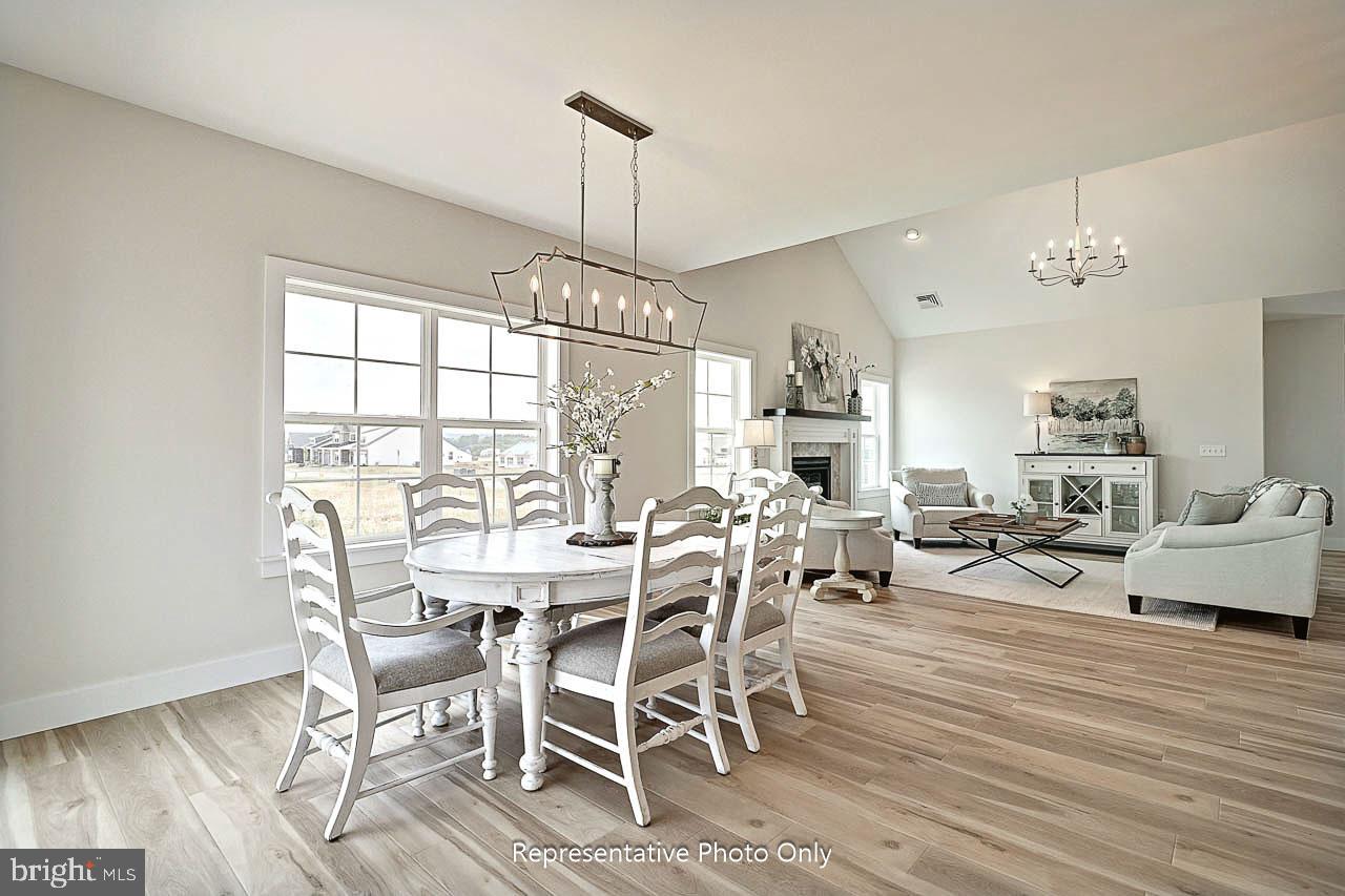 WINDING CREEK - Residential