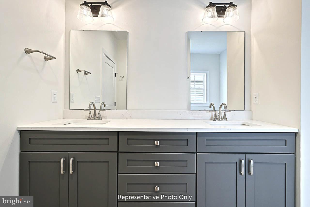 WINDING CREEK - Residential