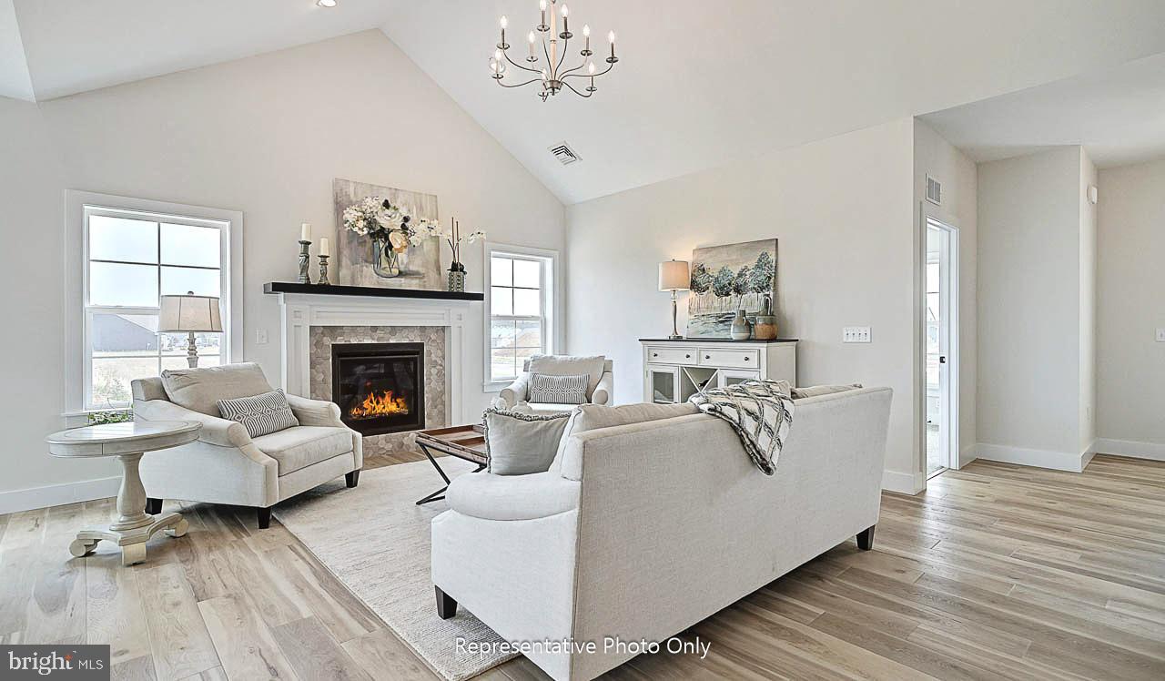 504 HAMILTON LANE