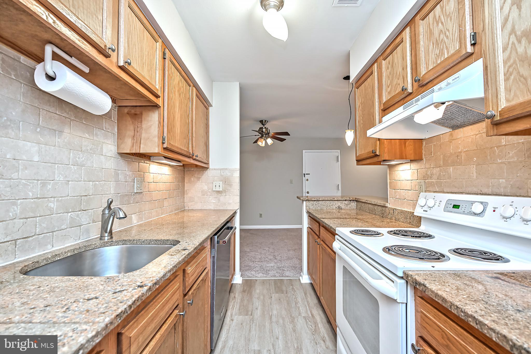 CARDINAL FOREST - Residential Lease