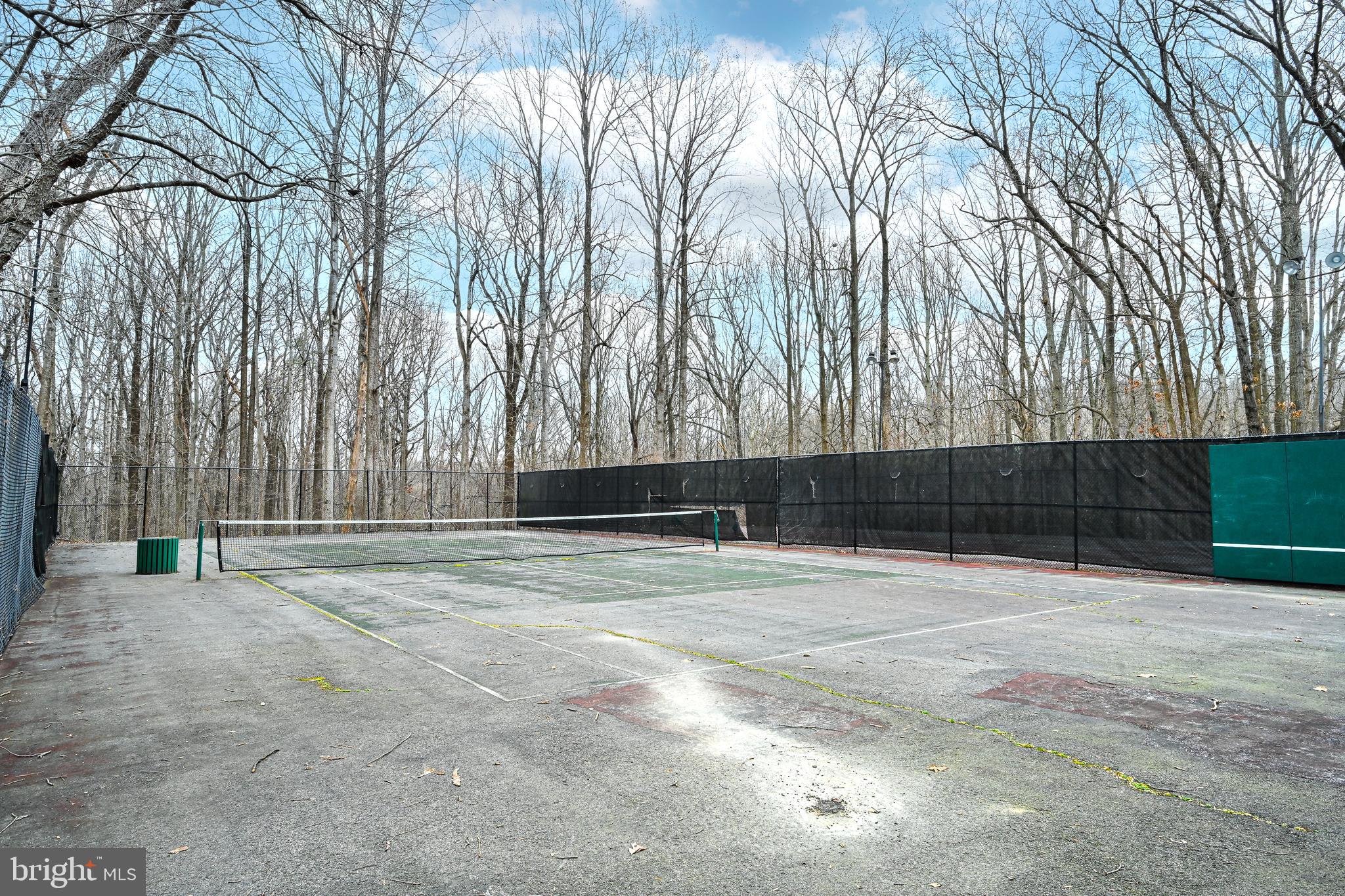 CARDINAL FOREST - Residential Lease