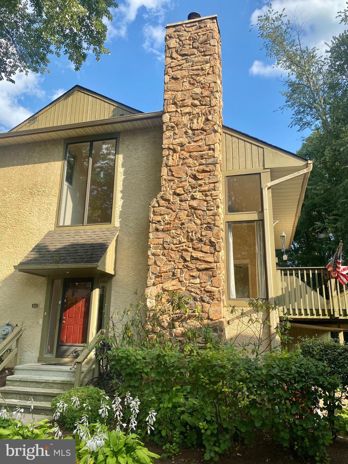 Welcome to the peaceful community of Lynetree in West Chester! Nestled at the top of the hill, 411 Lynetree is a spacious end unit surrounded by beautiful landscaping, mature trees, and a tranquil atmosphere. This home features fresh paint and new carpet throughout, along with large windows that fill the space with natural light, creating an open and airy feel. This 3-bedroom, 2.5-bath home includes a convenient first-floor master suite, as well as a second-floor loft that can serve as an office or a cozy lounge area. The laundry is located on the second floor for easy access. Off the living room, a large deck offers the perfect space for quiet retreats and enjoying stunning sunsets. Additional storage is available in the fully finished walk-out basement. Two dedicated parking spaces are included, with extra visitor parking available in the overflow area. Perfectly situated near the Exton train station, Route 30, and major highways (202 and 100), this home is close to shopping, schools, parks, and more. Plus, it’s located within the highly regarded West Chester School District.
**Important Note**
This property is currently tenant-occupied with a lease in place until 06/2026. Listed by one of the property owners, who is also a licensed real estate agent and serving as the listing agent.