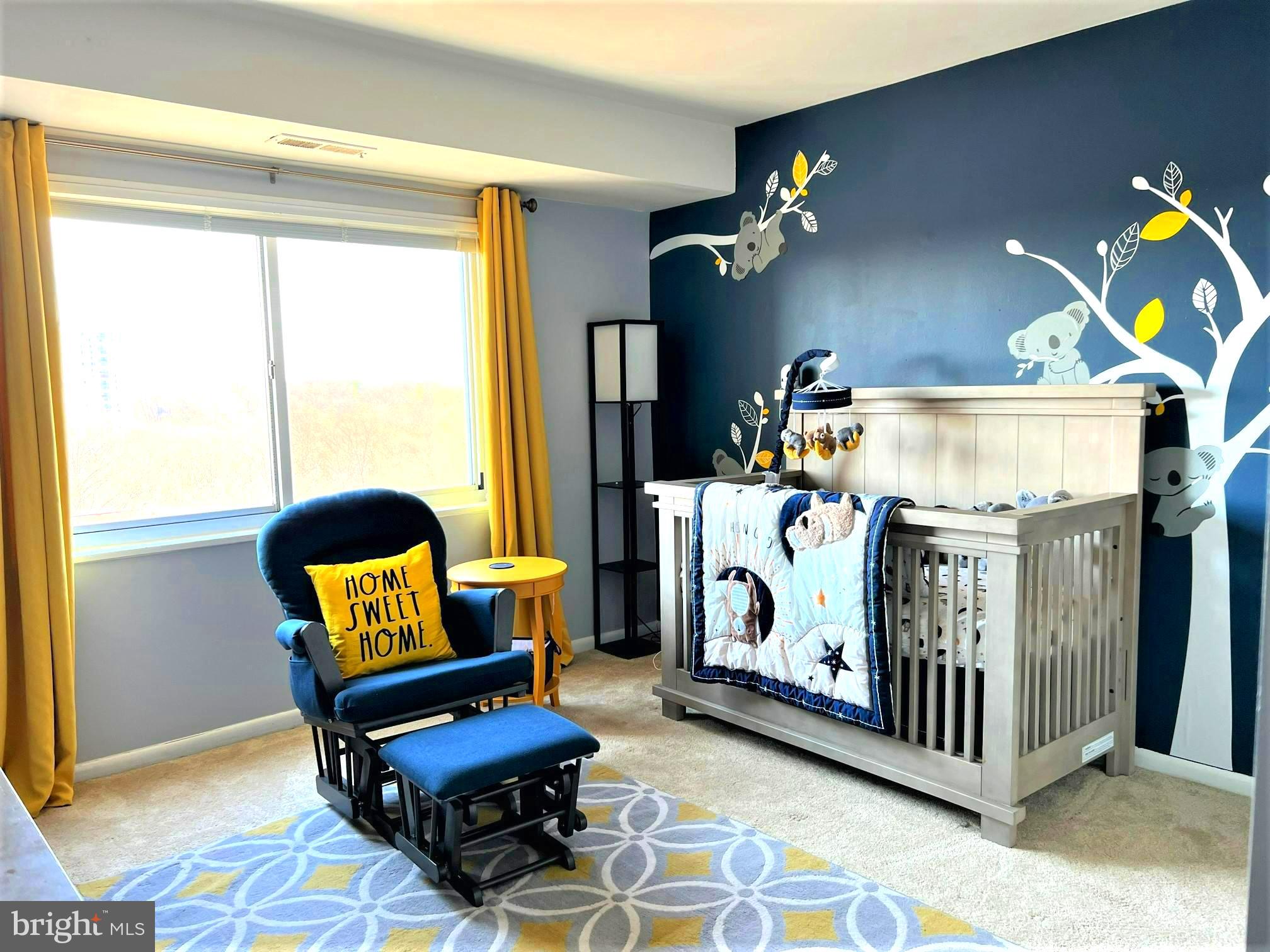 COLUMBIA TOWERS - Residential