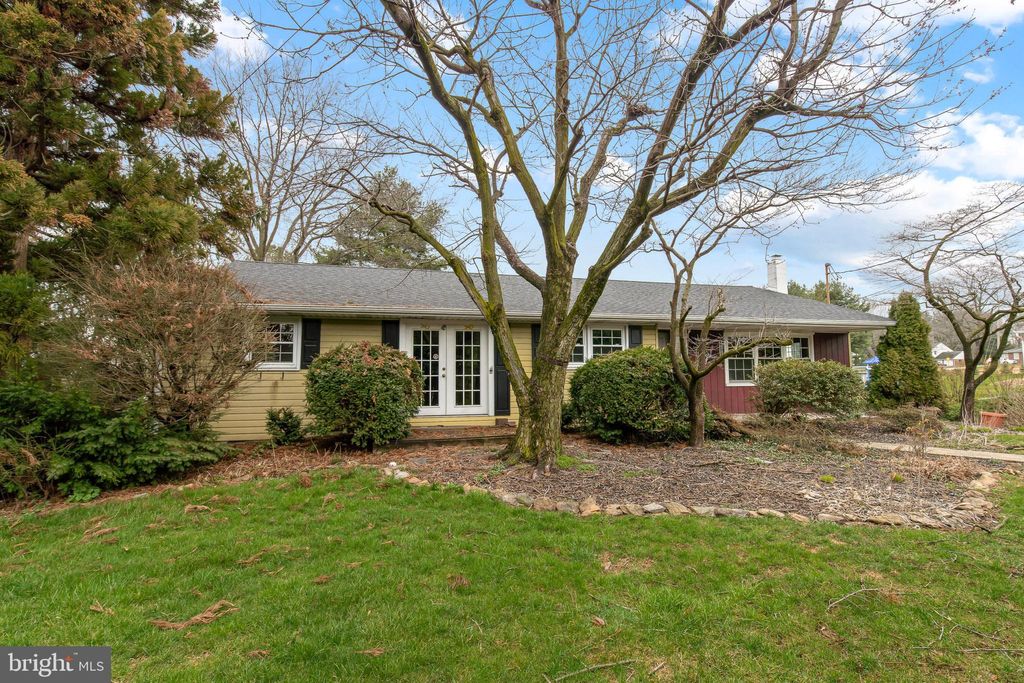 Photo of 3011 MARIETTA AVE, LANCASTER, PA 17601 (MLS # PALA2031466)