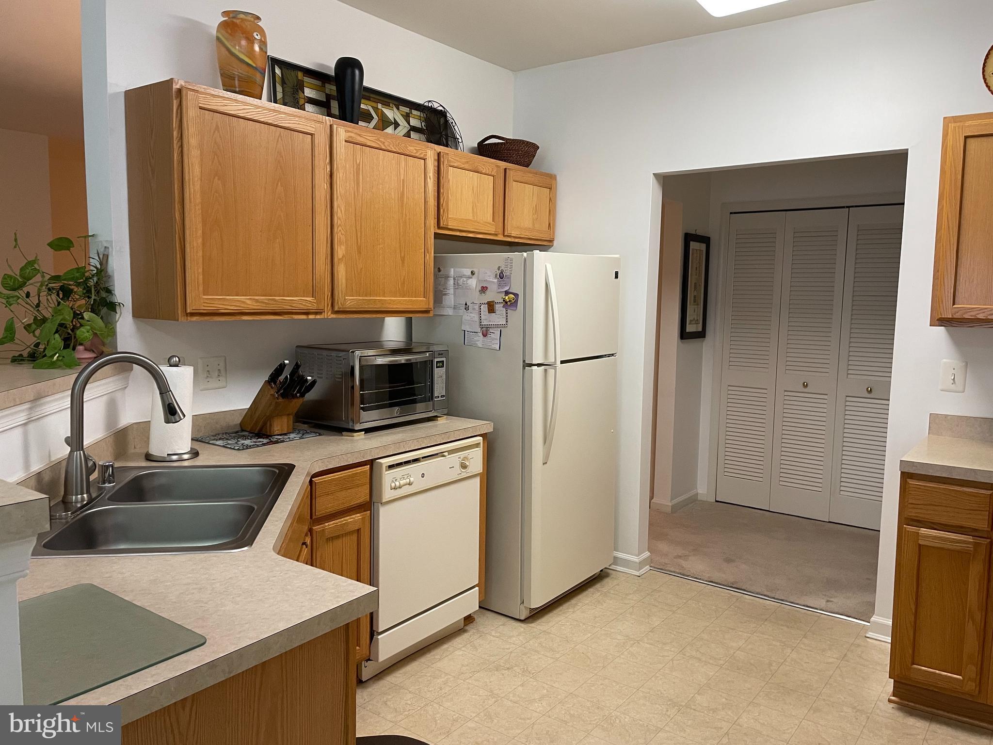 VILLAGE AT MILL RUN - Residential