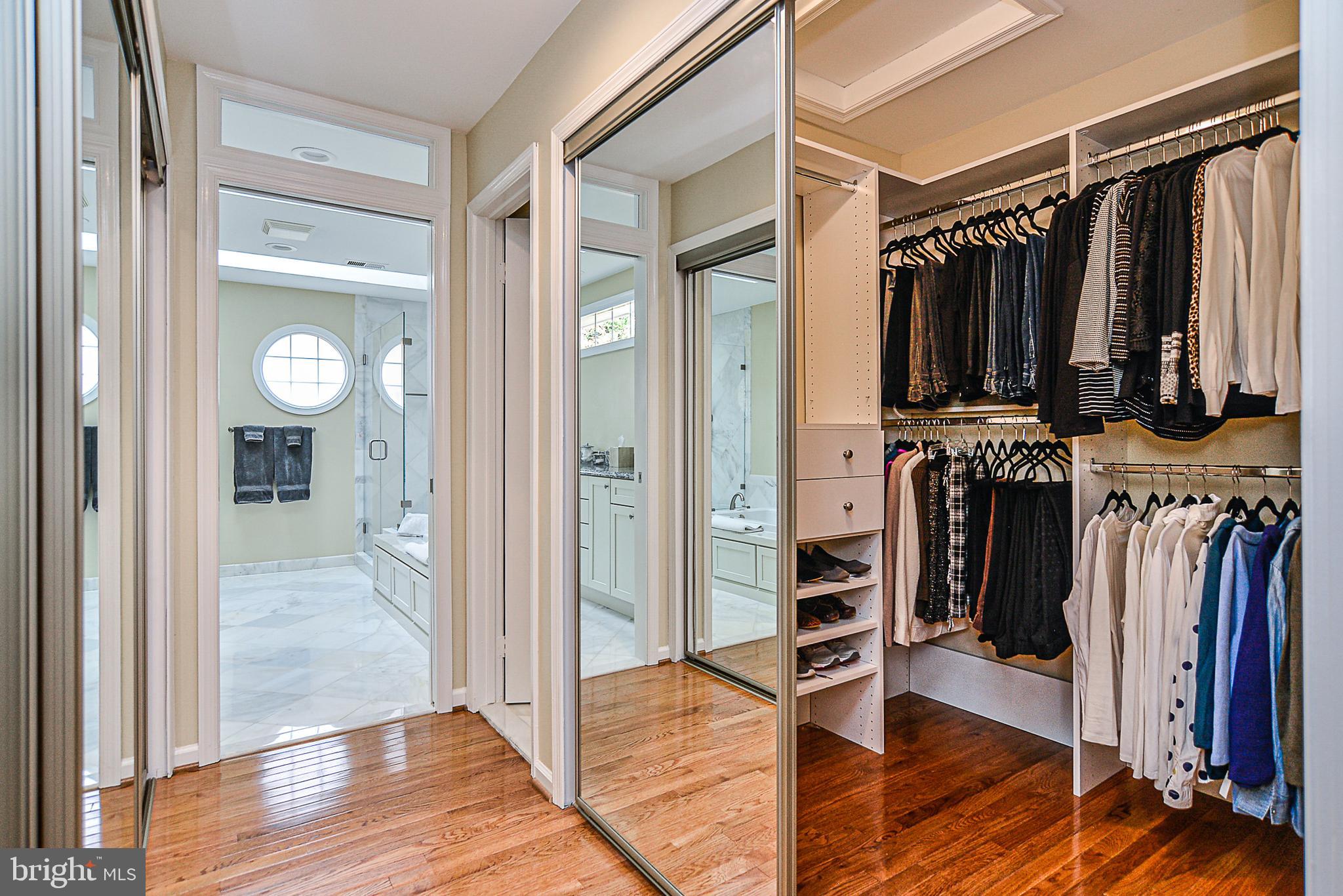 CROSSPOINTE - Residential