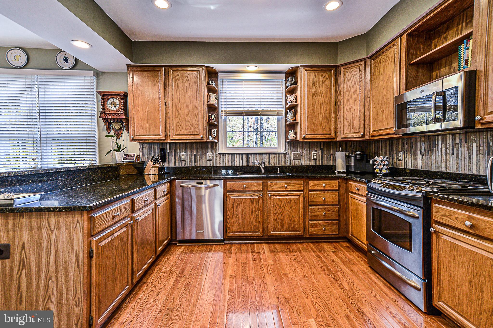 CROSSPOINTE - Residential