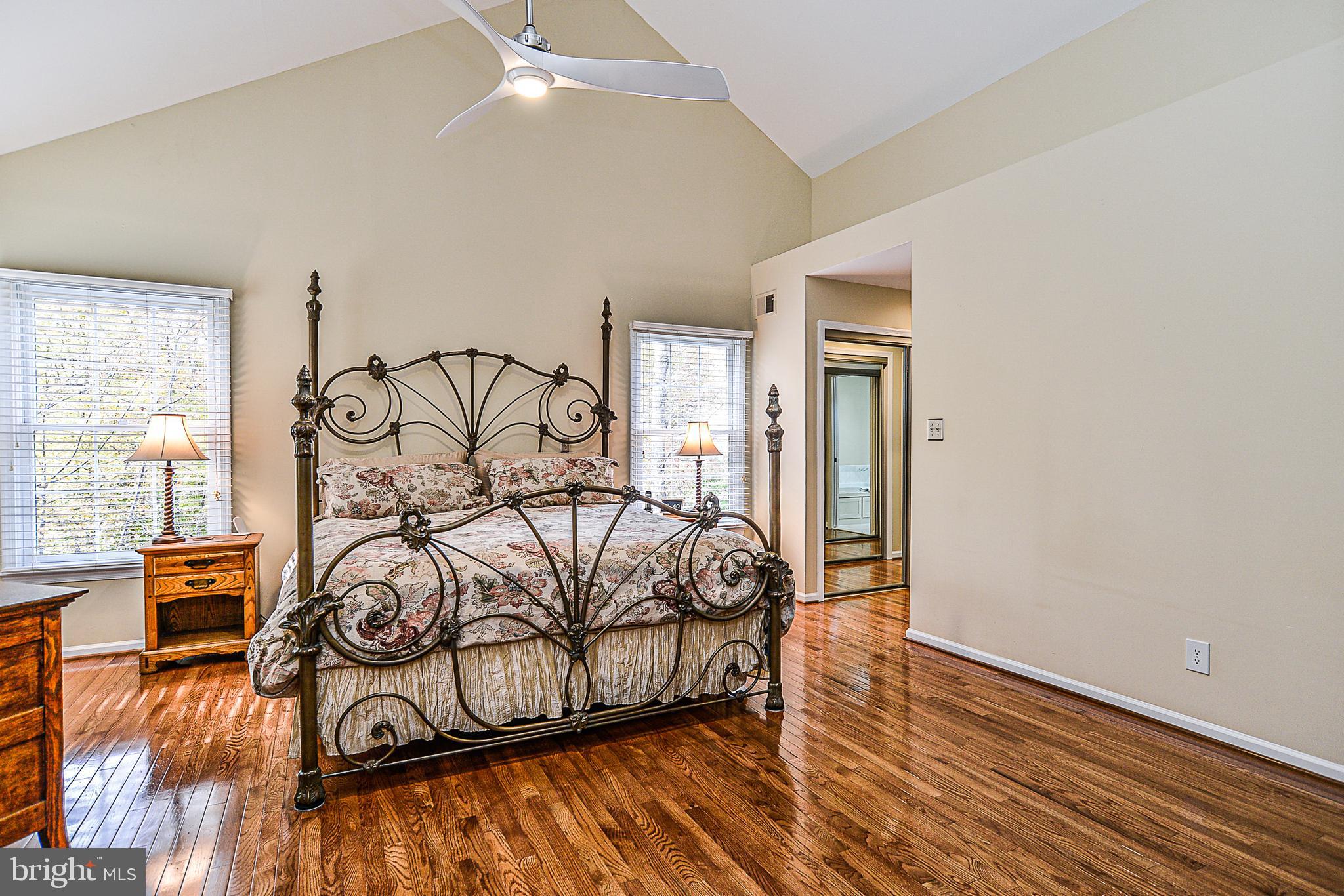 CROSSPOINTE - Residential