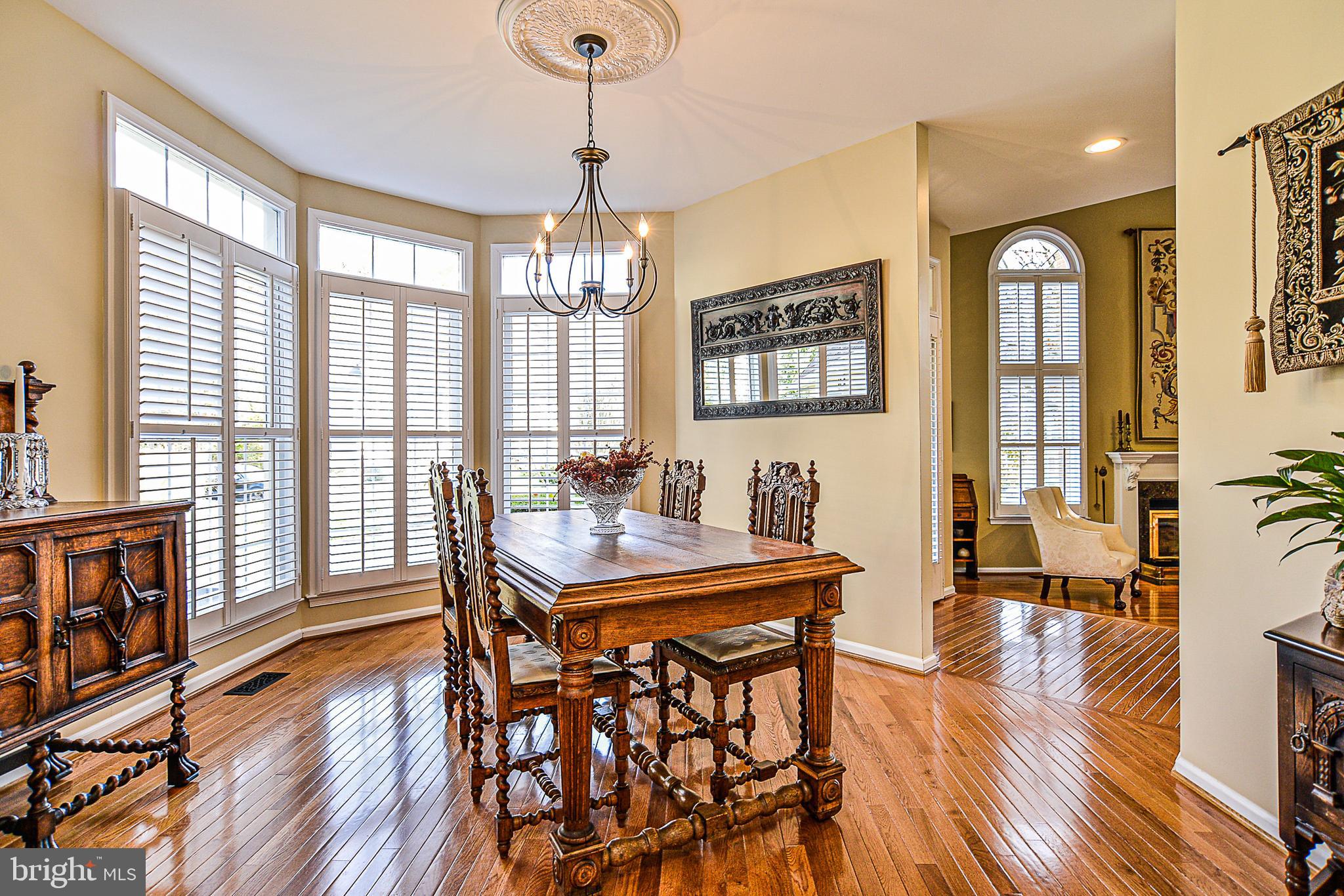 CROSSPOINTE - Residential