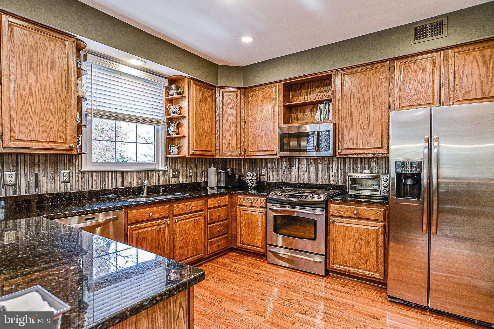 CROSSPOINTE - Residential