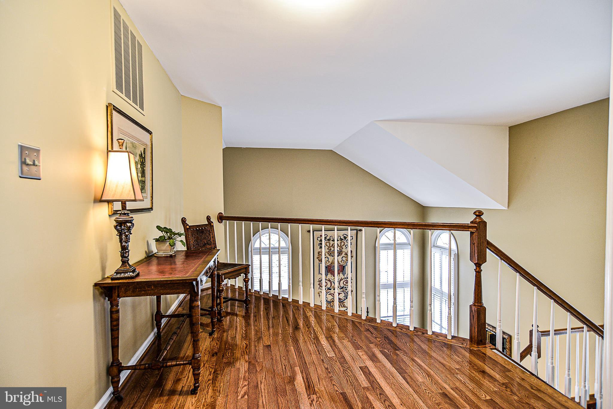 CROSSPOINTE - Residential