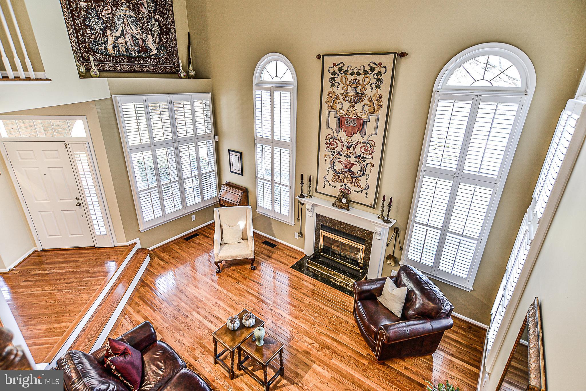 CROSSPOINTE - Residential