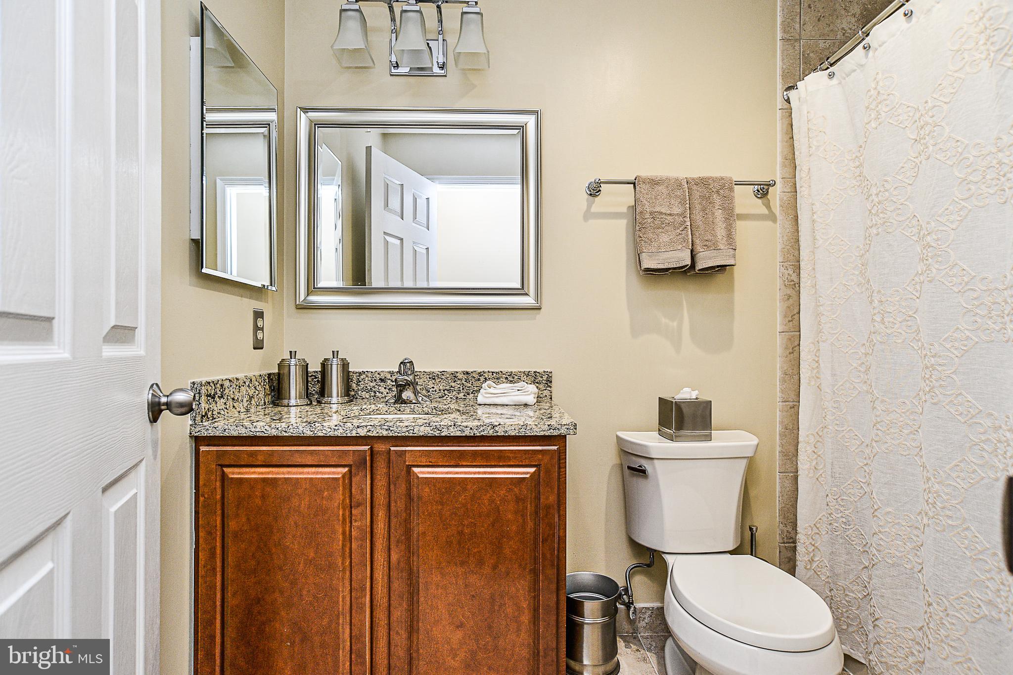 CROSSPOINTE - Residential