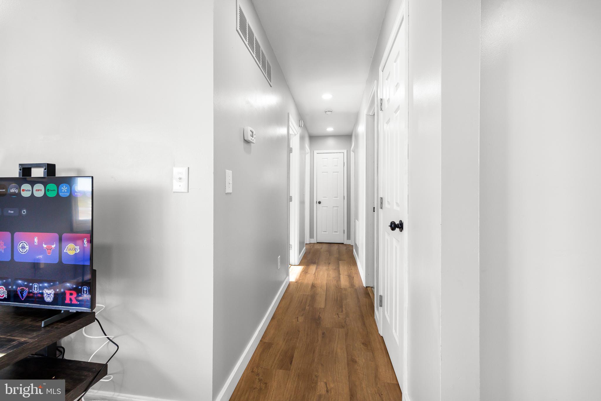 CEDAR CREEK - Residential