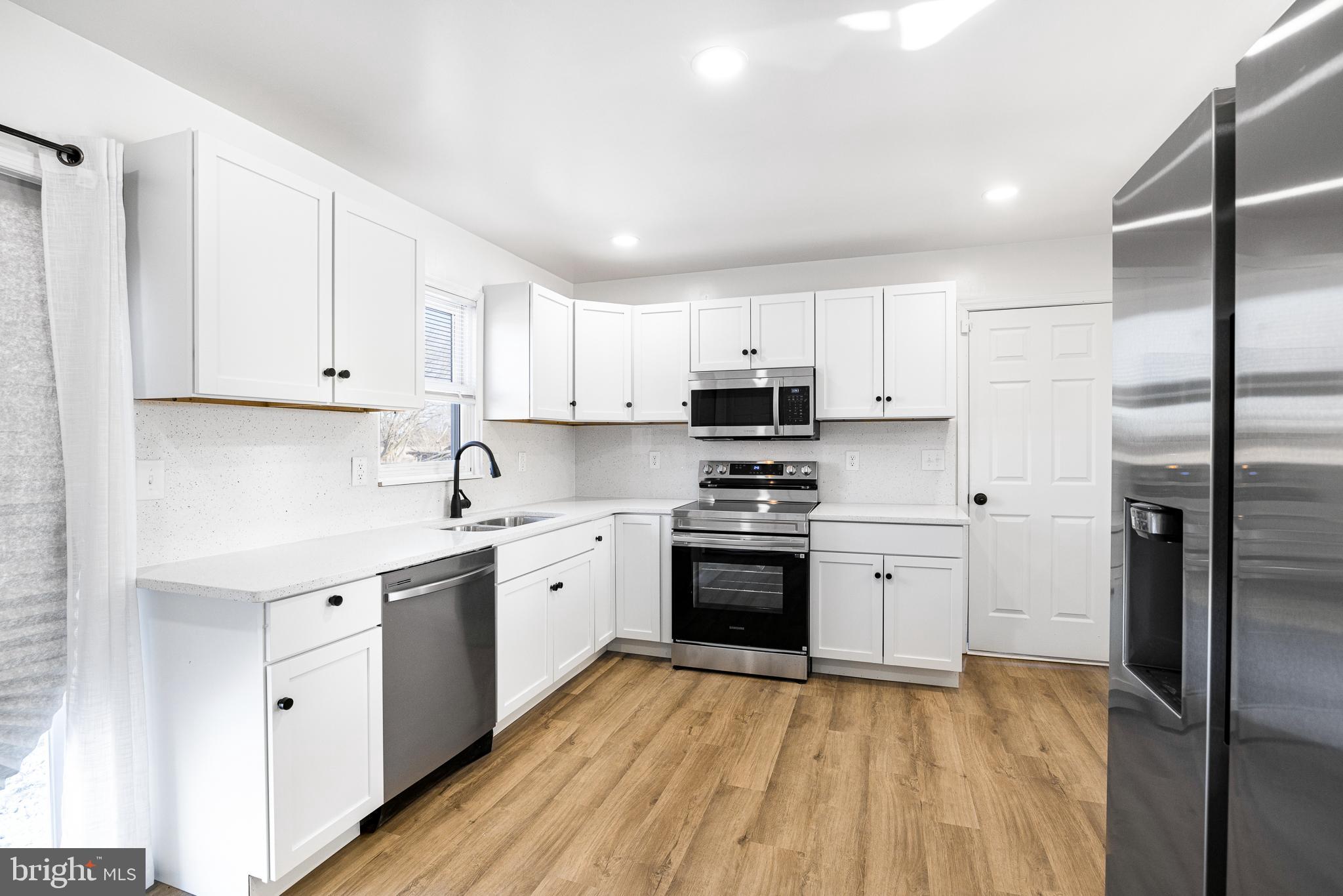 CEDAR CREEK - Residential