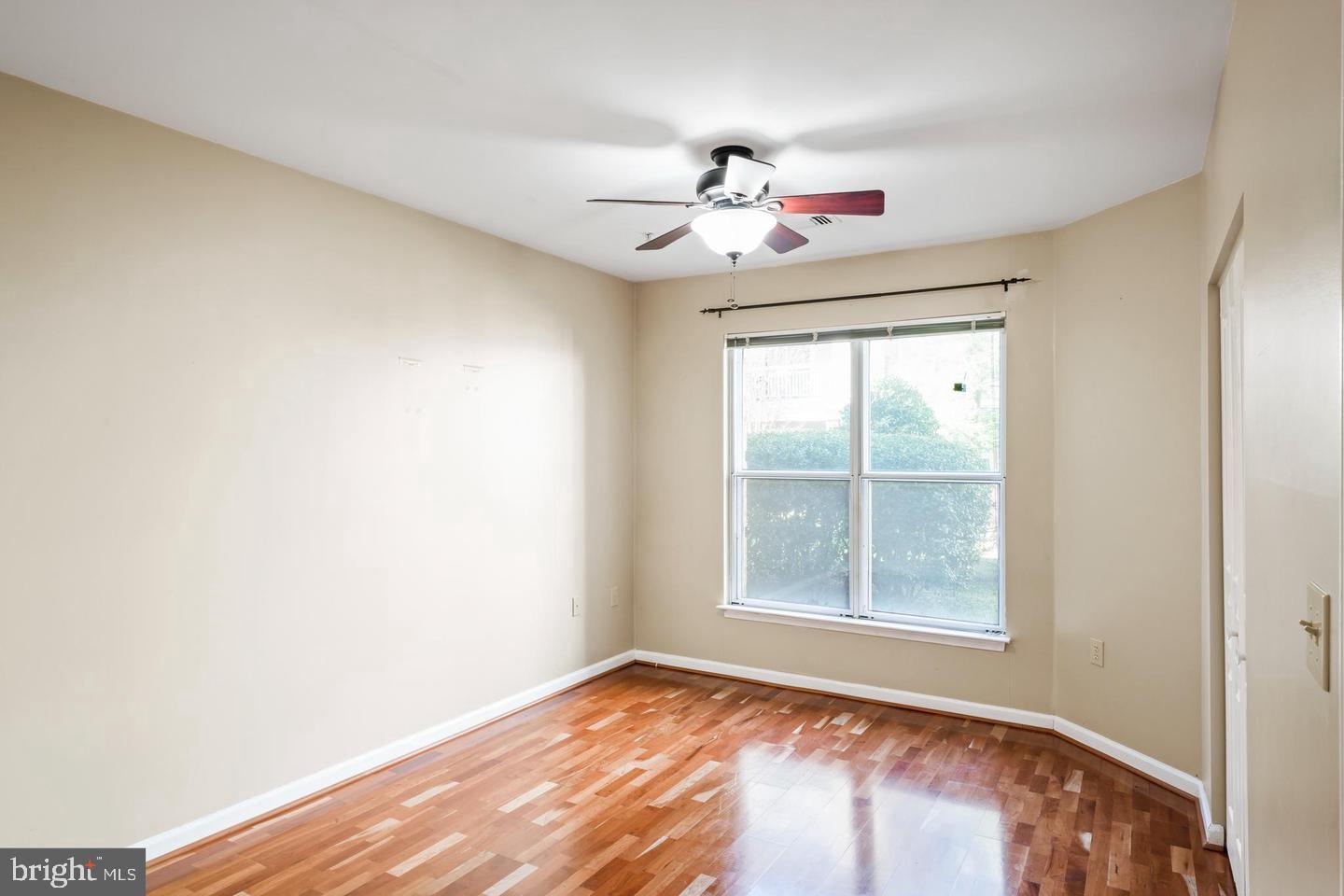 WORLDGATE CONDO - Residential