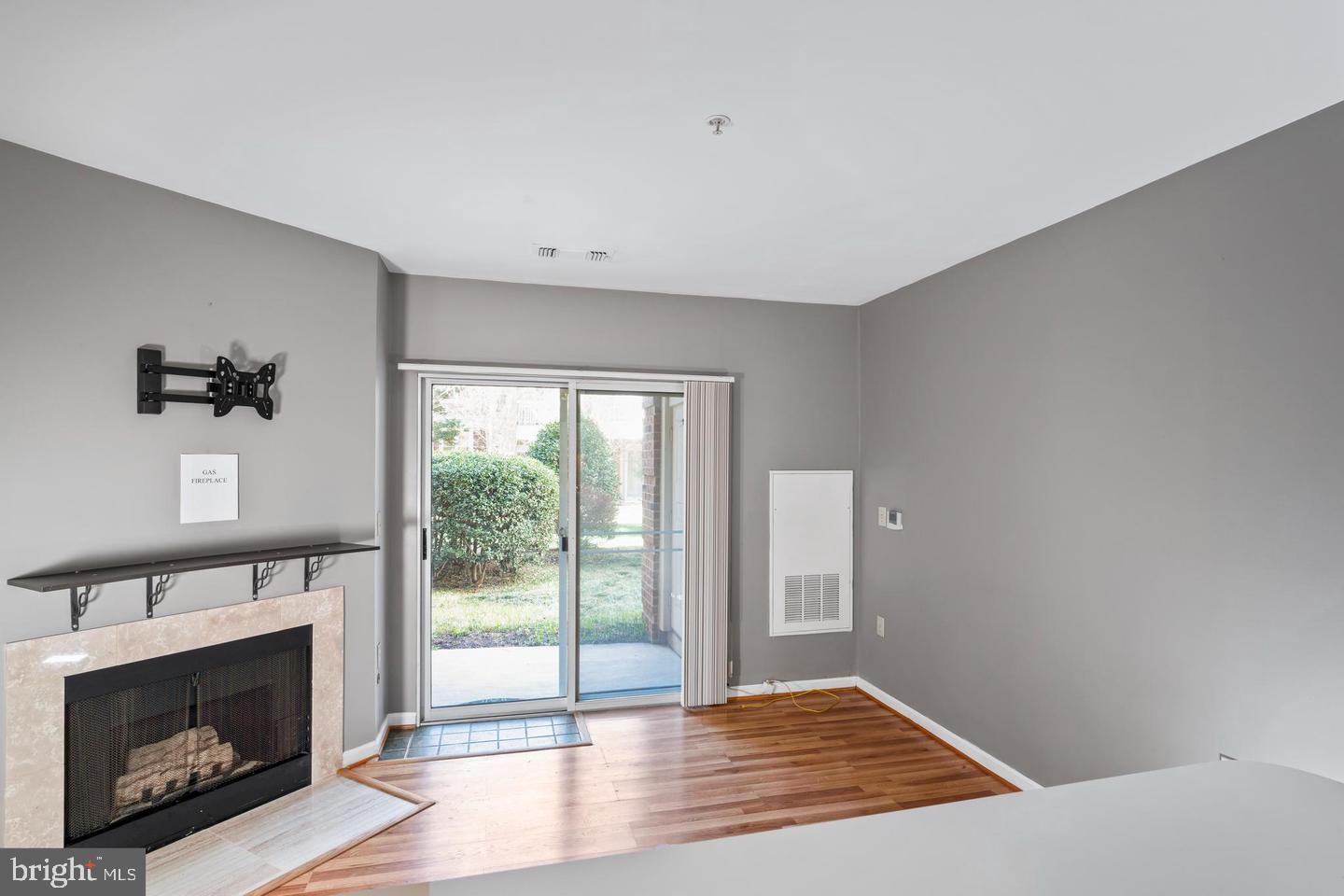 WORLDGATE CONDO - Residential