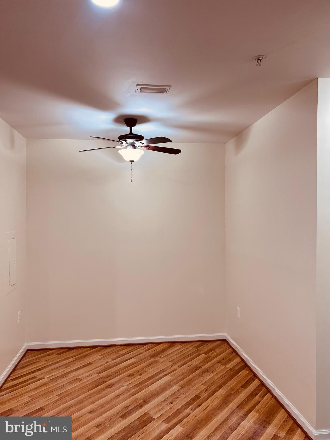 WORLDGATE CONDO - Residential