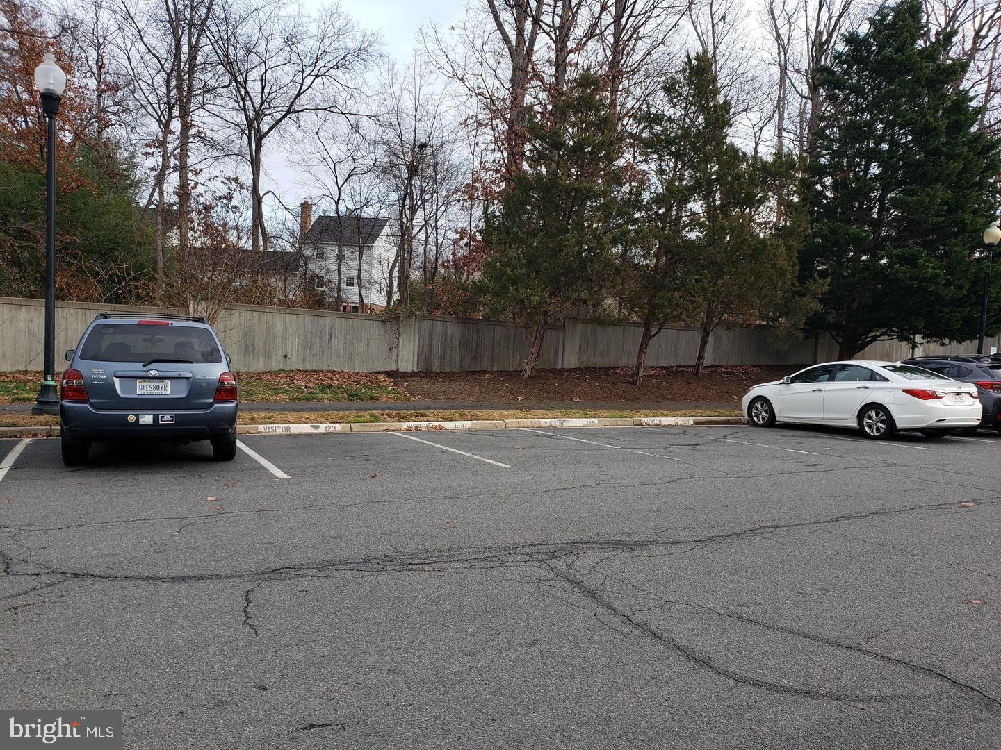 WORLDGATE CONDO - Residential