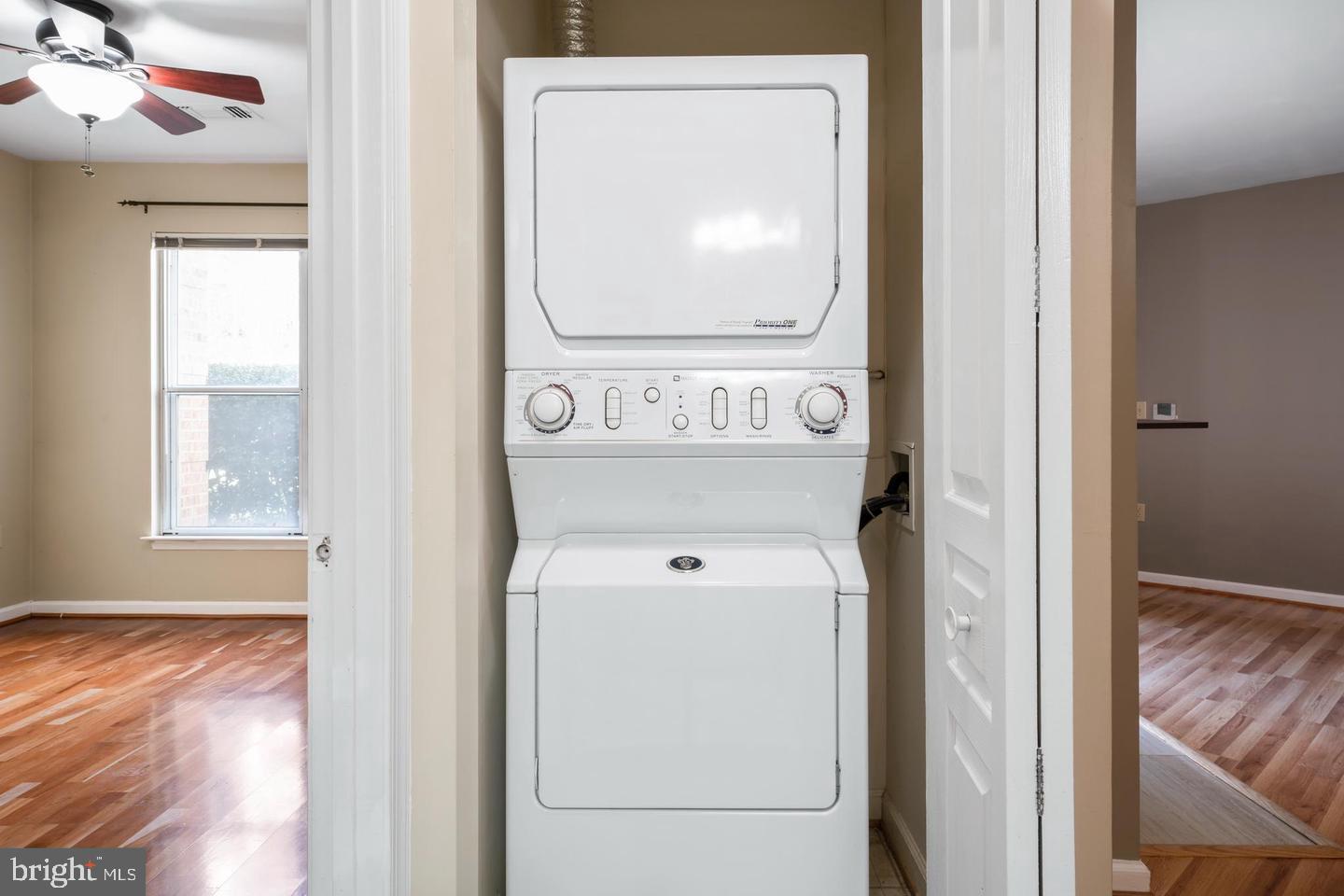 WORLDGATE CONDO - Residential