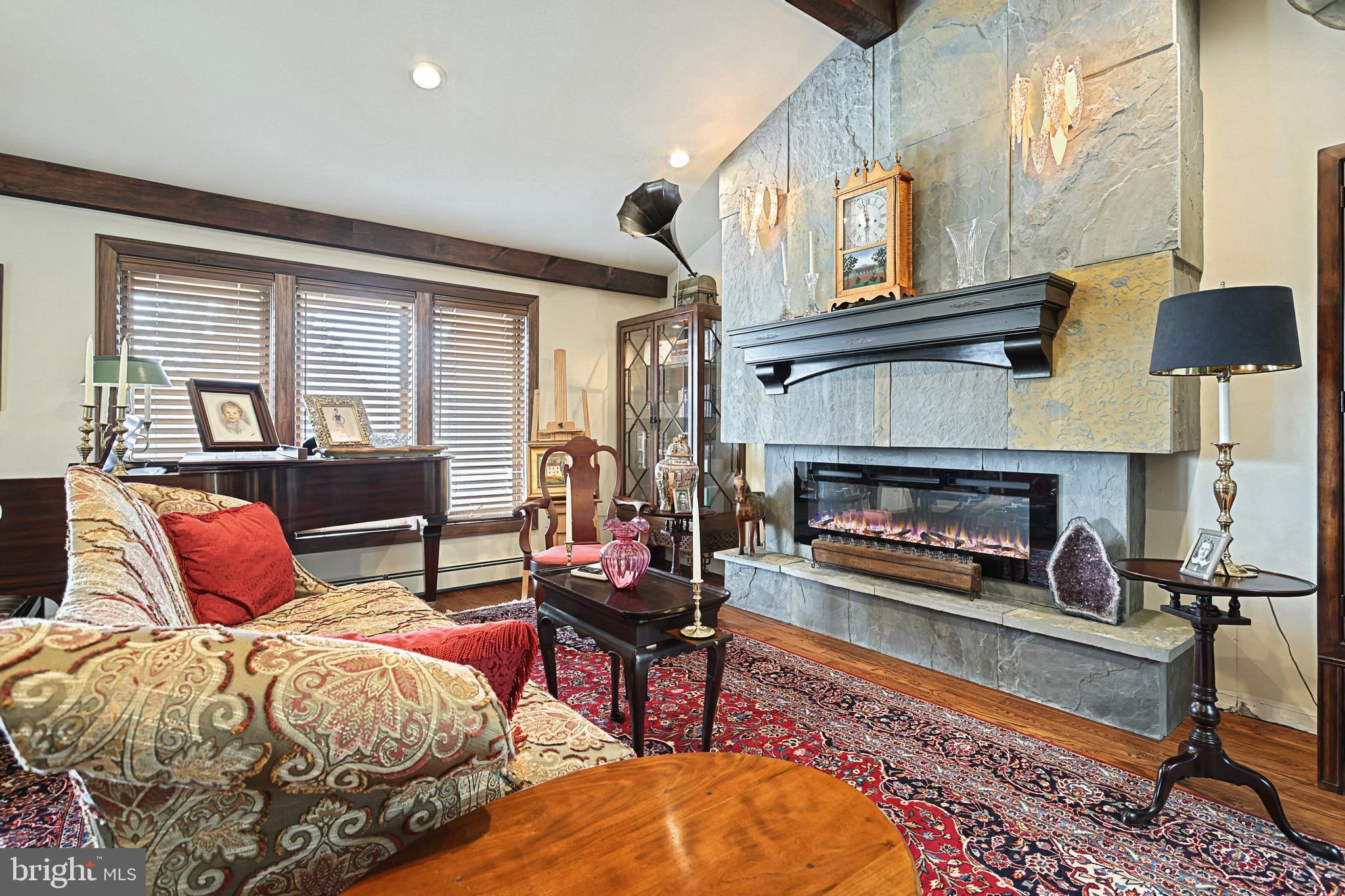 WYNDHAM HILLS - Residential