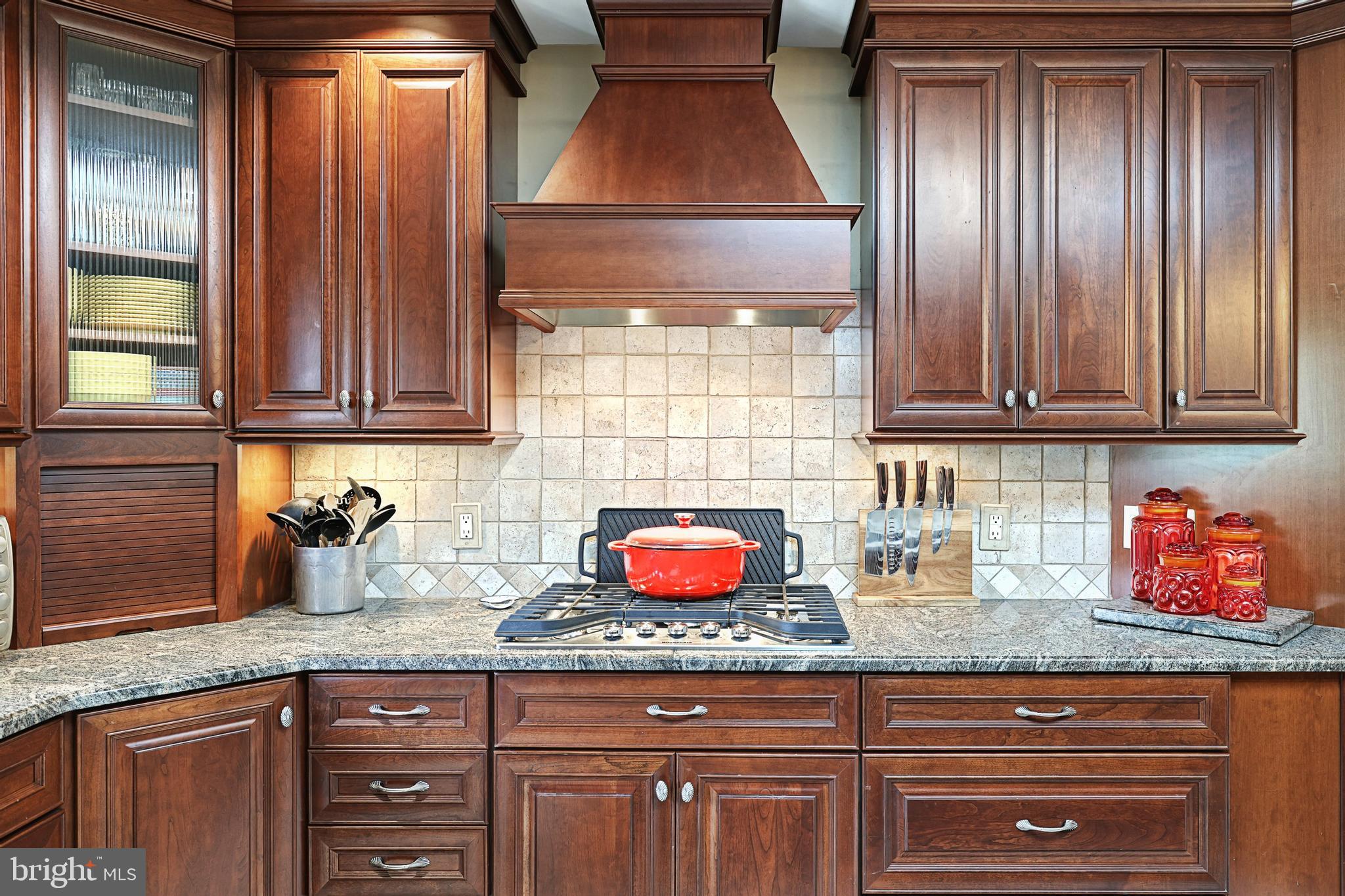 WYNDHAM HILLS - Residential