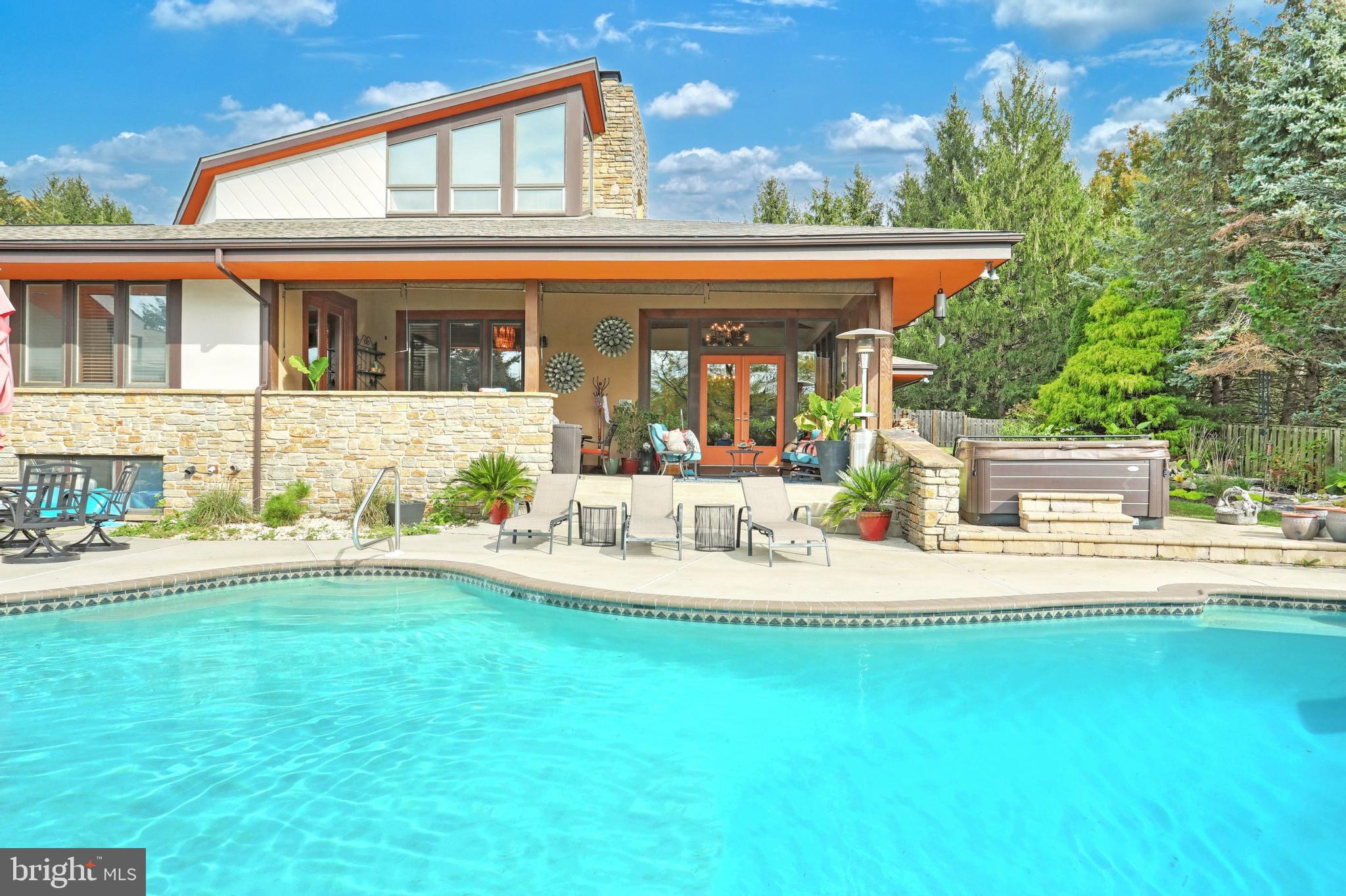 WYNDHAM HILLS - Residential