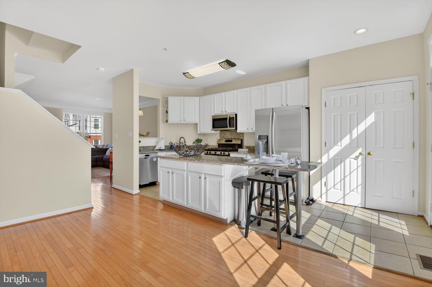 LAKELANDS - Residential