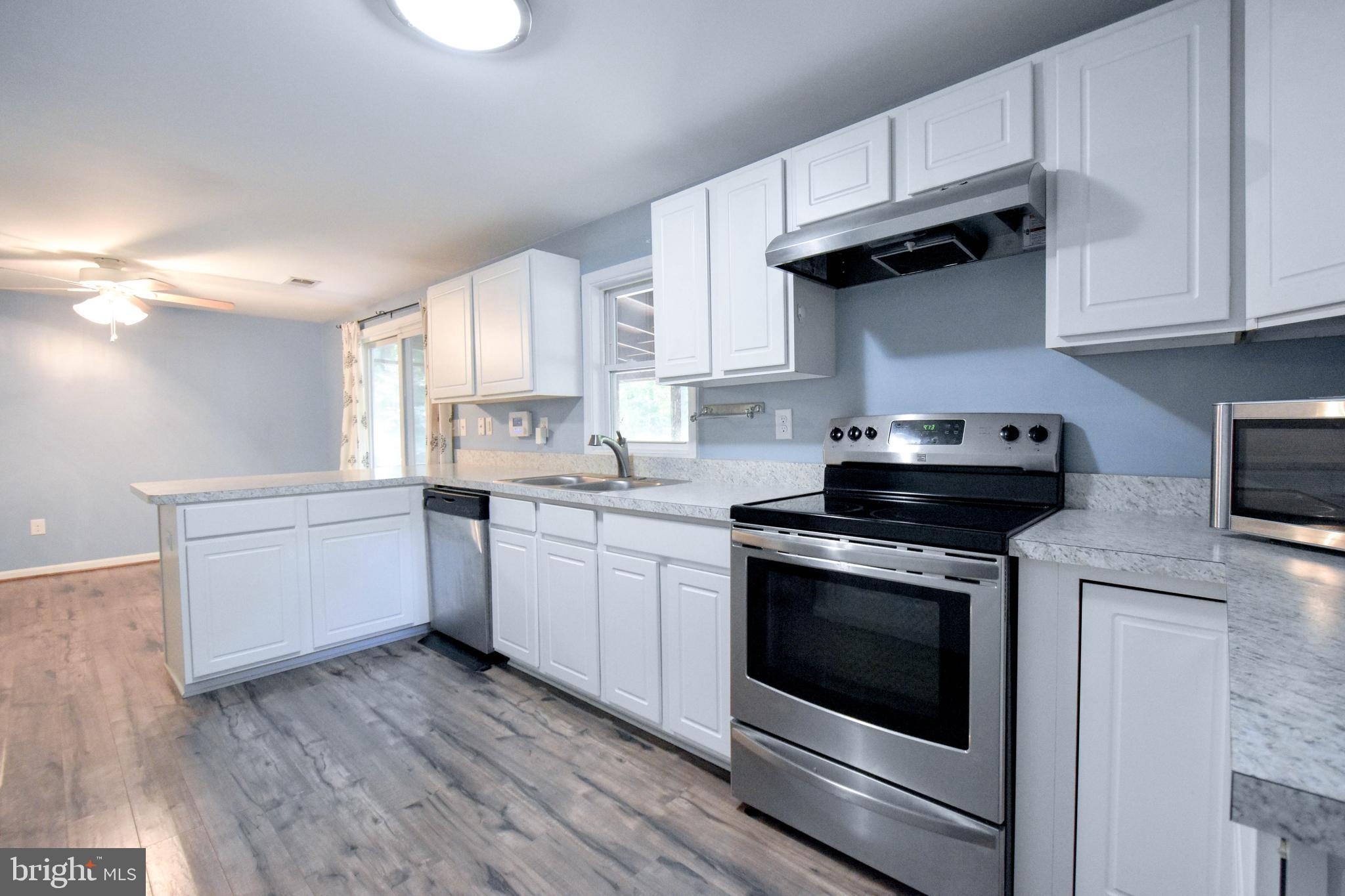 CHESAPEAKE COVE ESTATES - Residential Lease