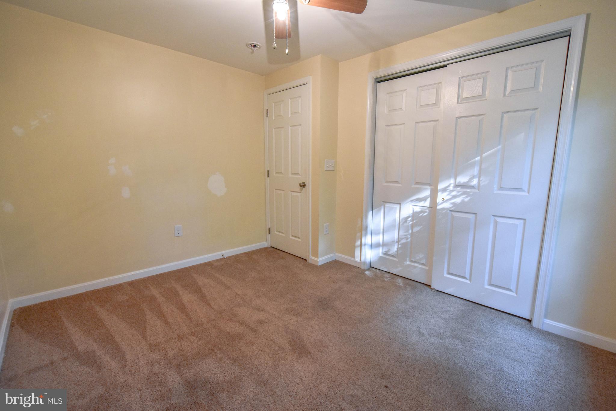 CHESAPEAKE COVE ESTATES - Residential Lease