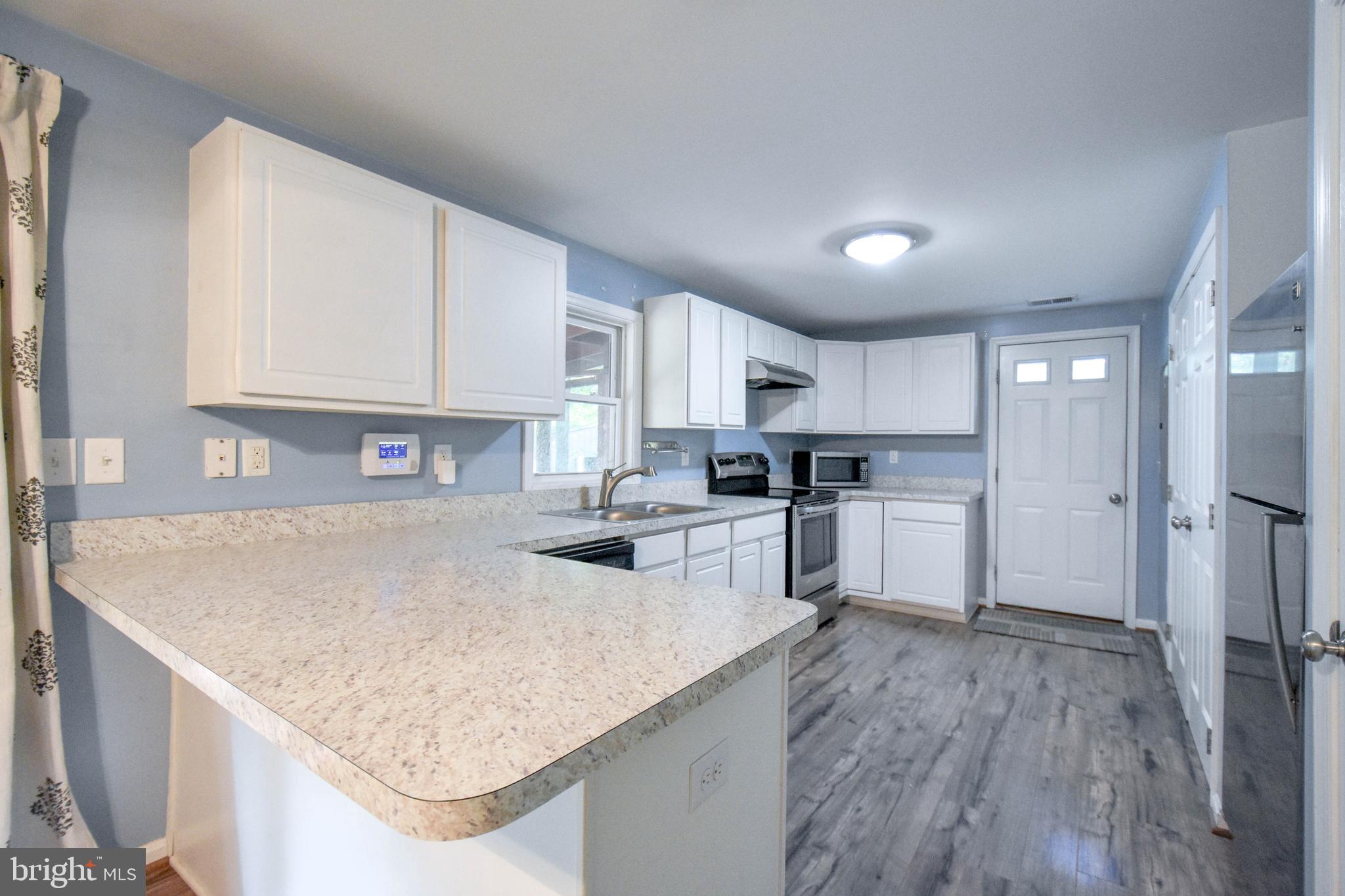 CHESAPEAKE COVE ESTATES - Residential Lease