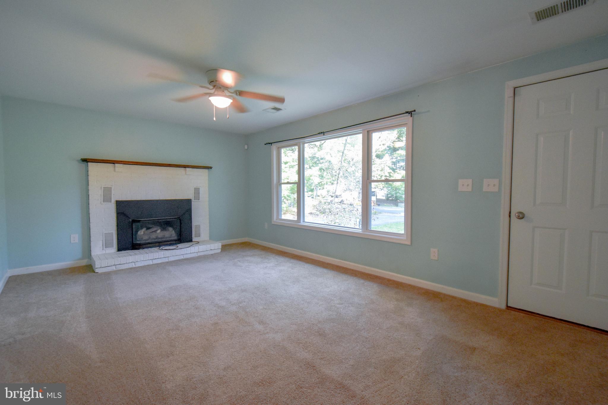 CHESAPEAKE COVE ESTATES - Residential Lease