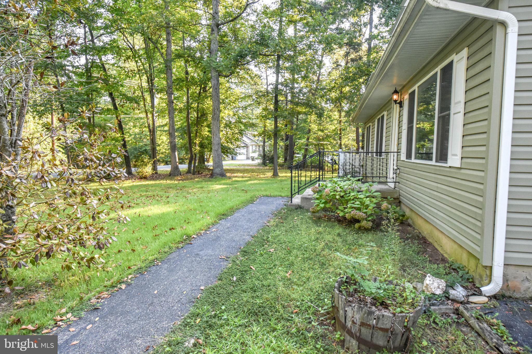 CHESAPEAKE COVE ESTATES - Residential Lease