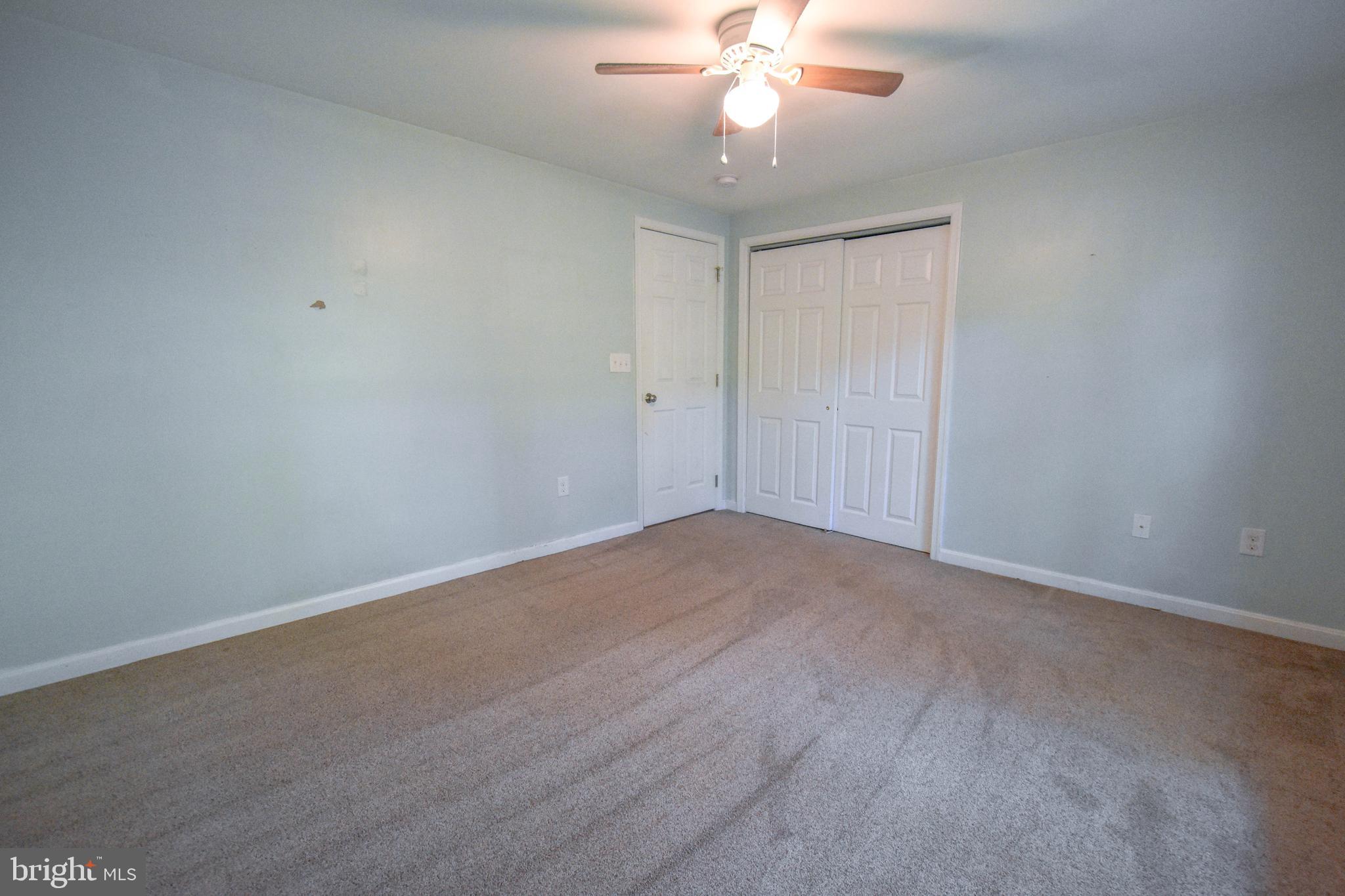 CHESAPEAKE COVE ESTATES - Residential Lease