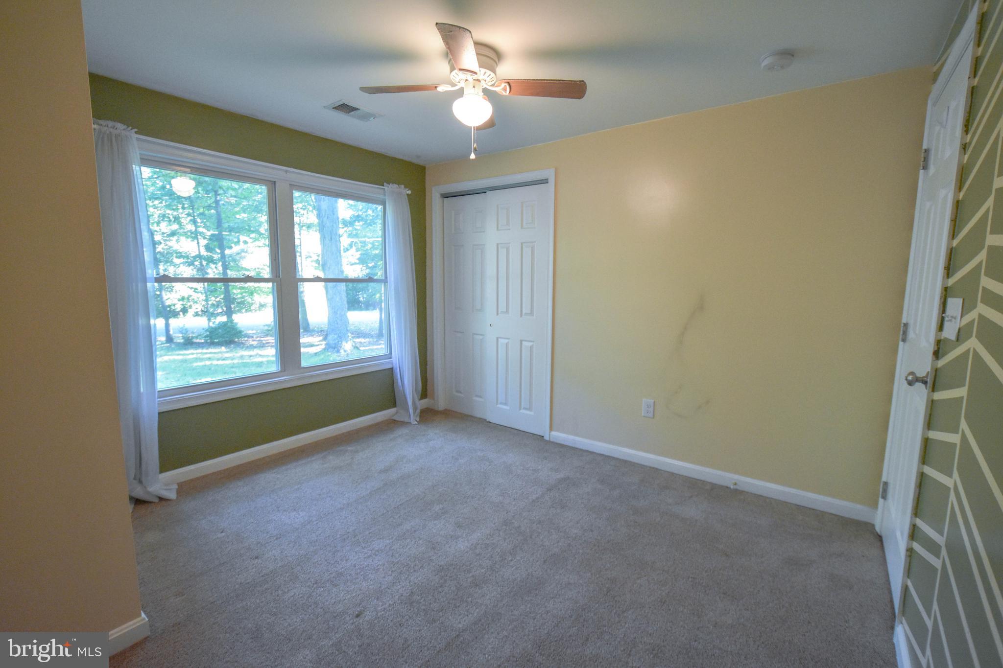 CHESAPEAKE COVE ESTATES - Residential Lease