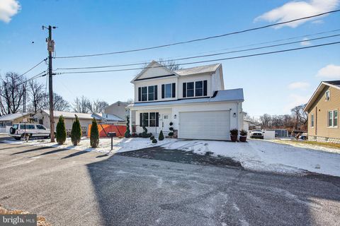 Photo of 511 Patuxent Avenue, ROSEDALE, MD 21237 (MLS # MDBC2148544)