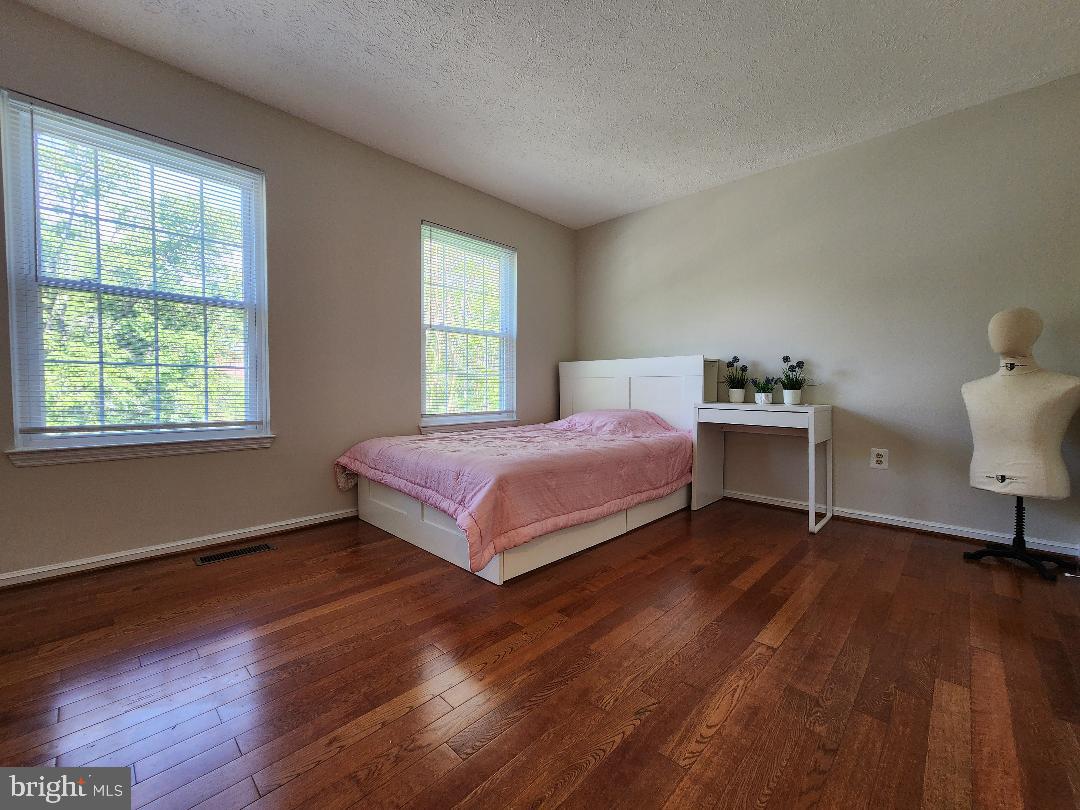 DUFIEF MILL ESTATES - Residential