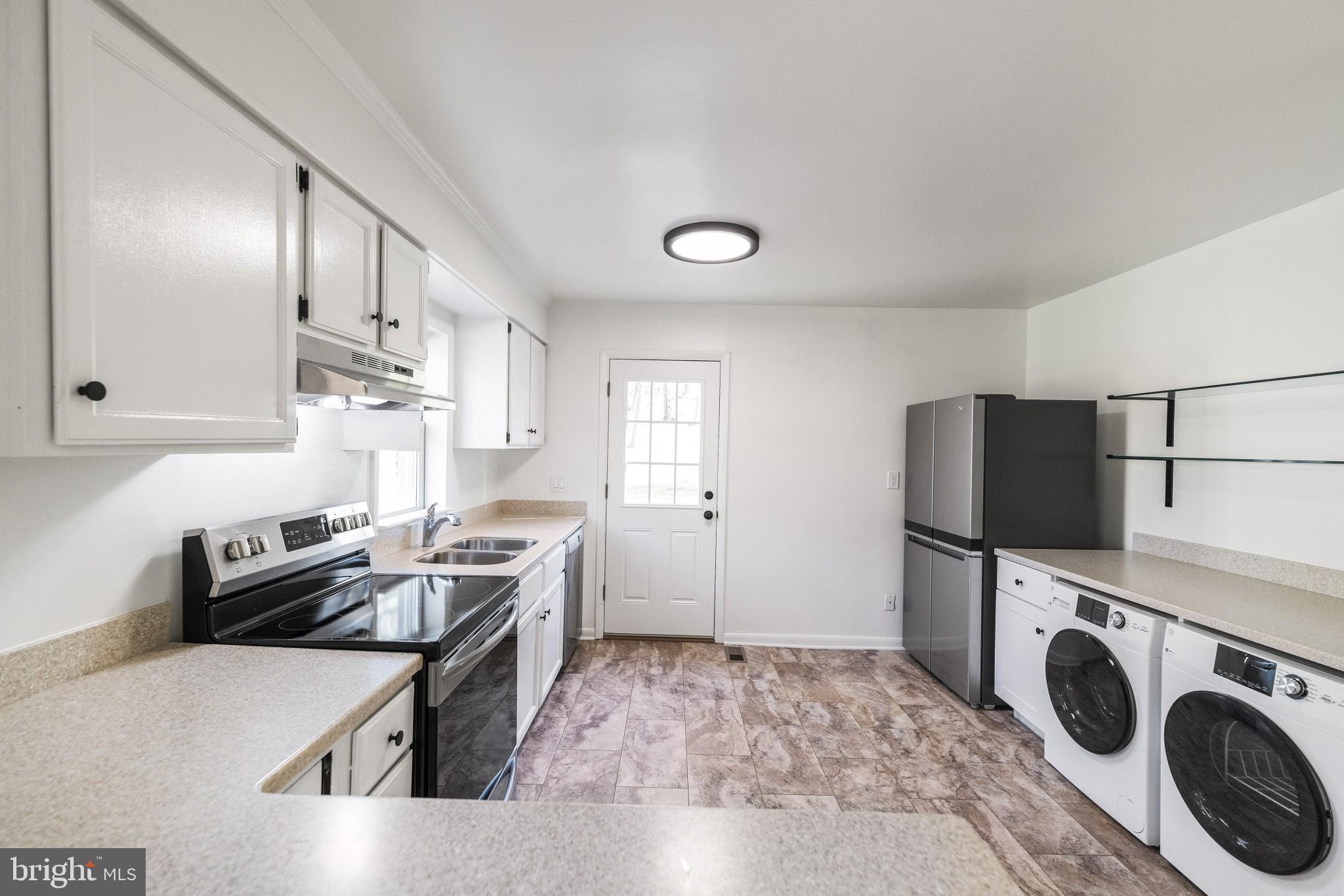 HOMESTEAD FARM - Residential