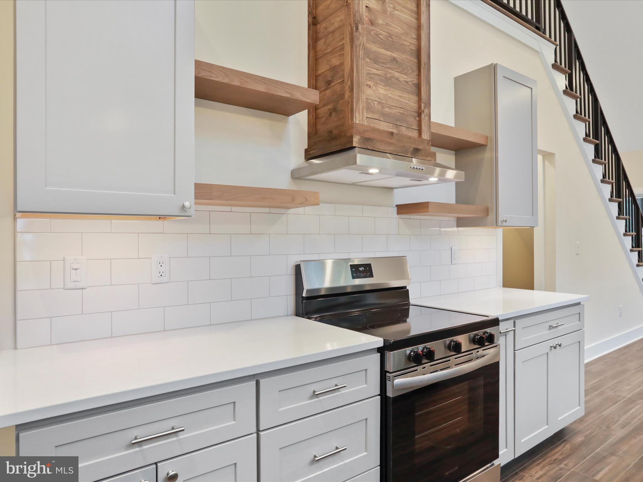 BLUE MOUNTAIN - Residential